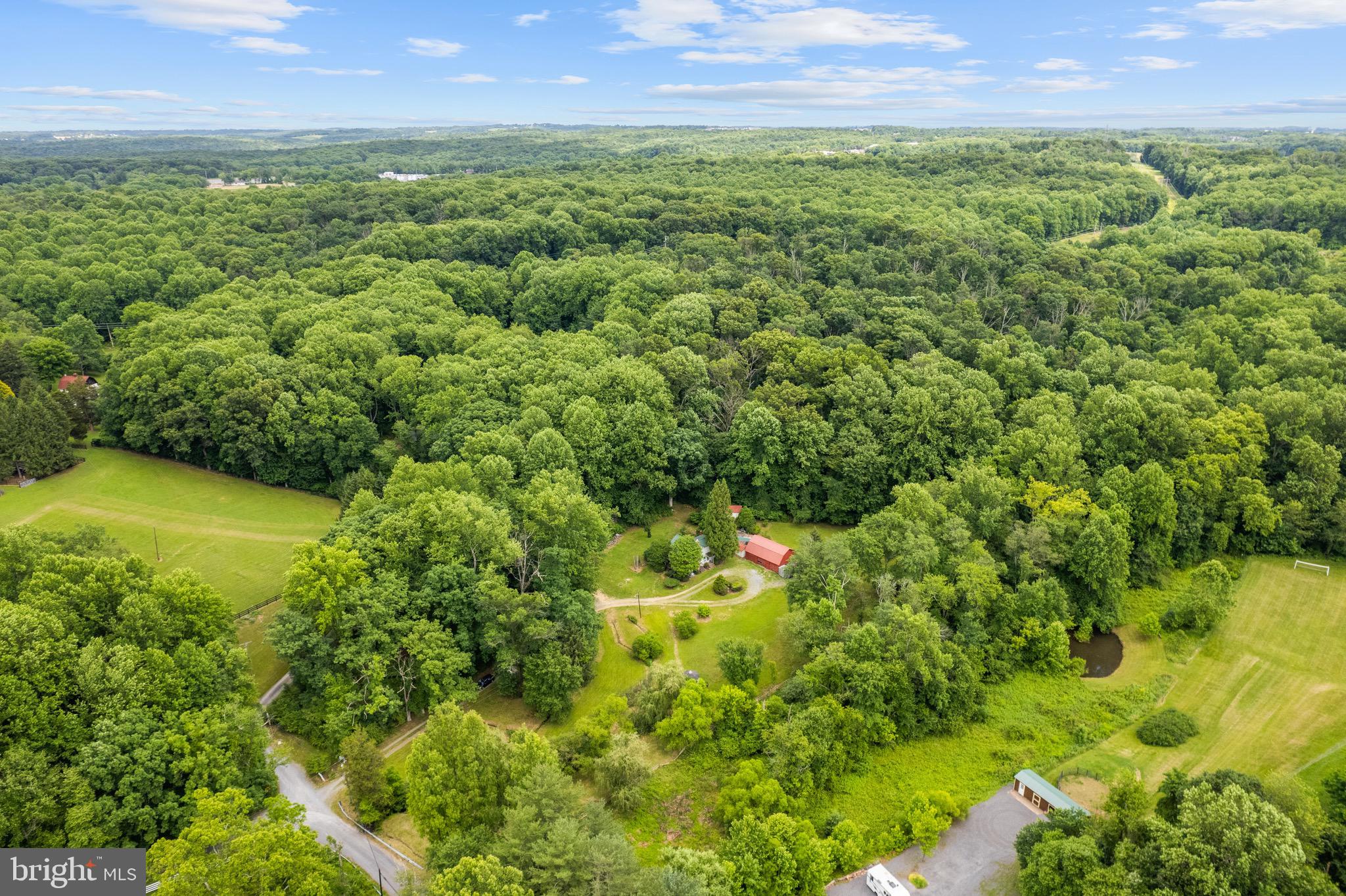 COMUS SUGARLOAF - Residential