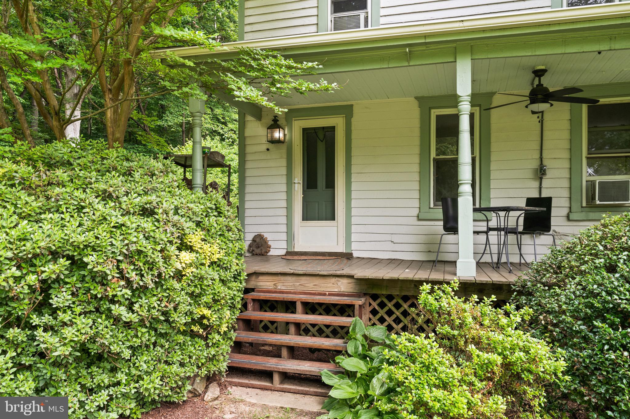 COMUS SUGARLOAF - Residential