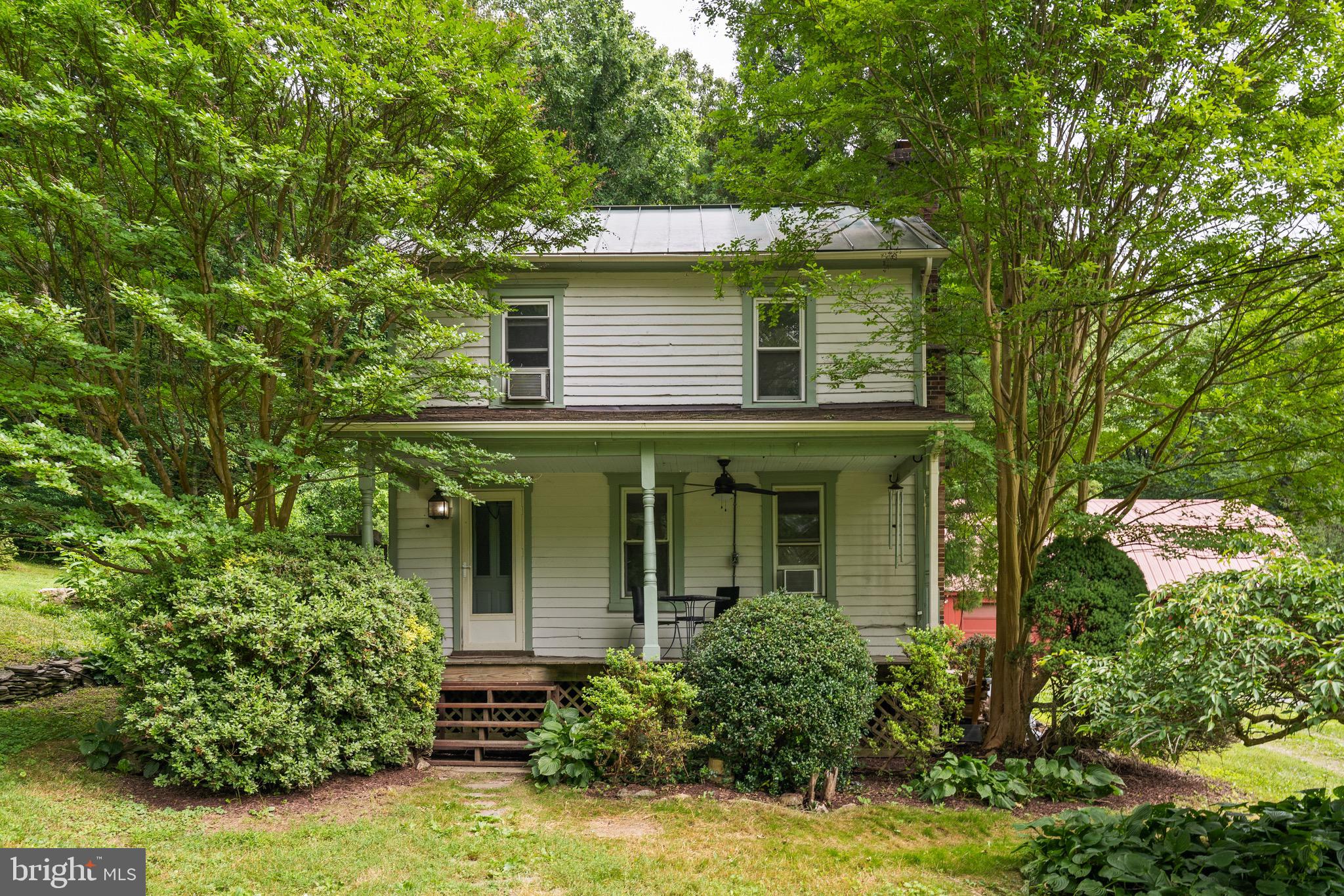 COMUS SUGARLOAF - Residential