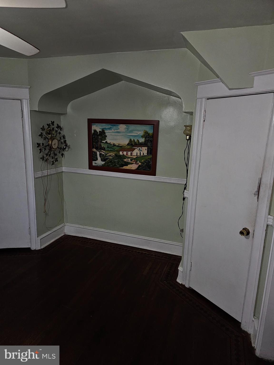 LAWNCREST - Residential