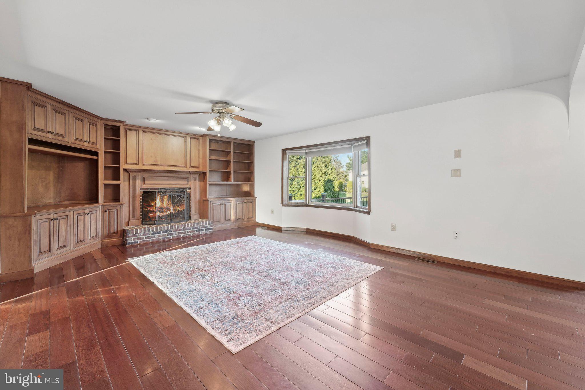 HOLLY HILL - Residential