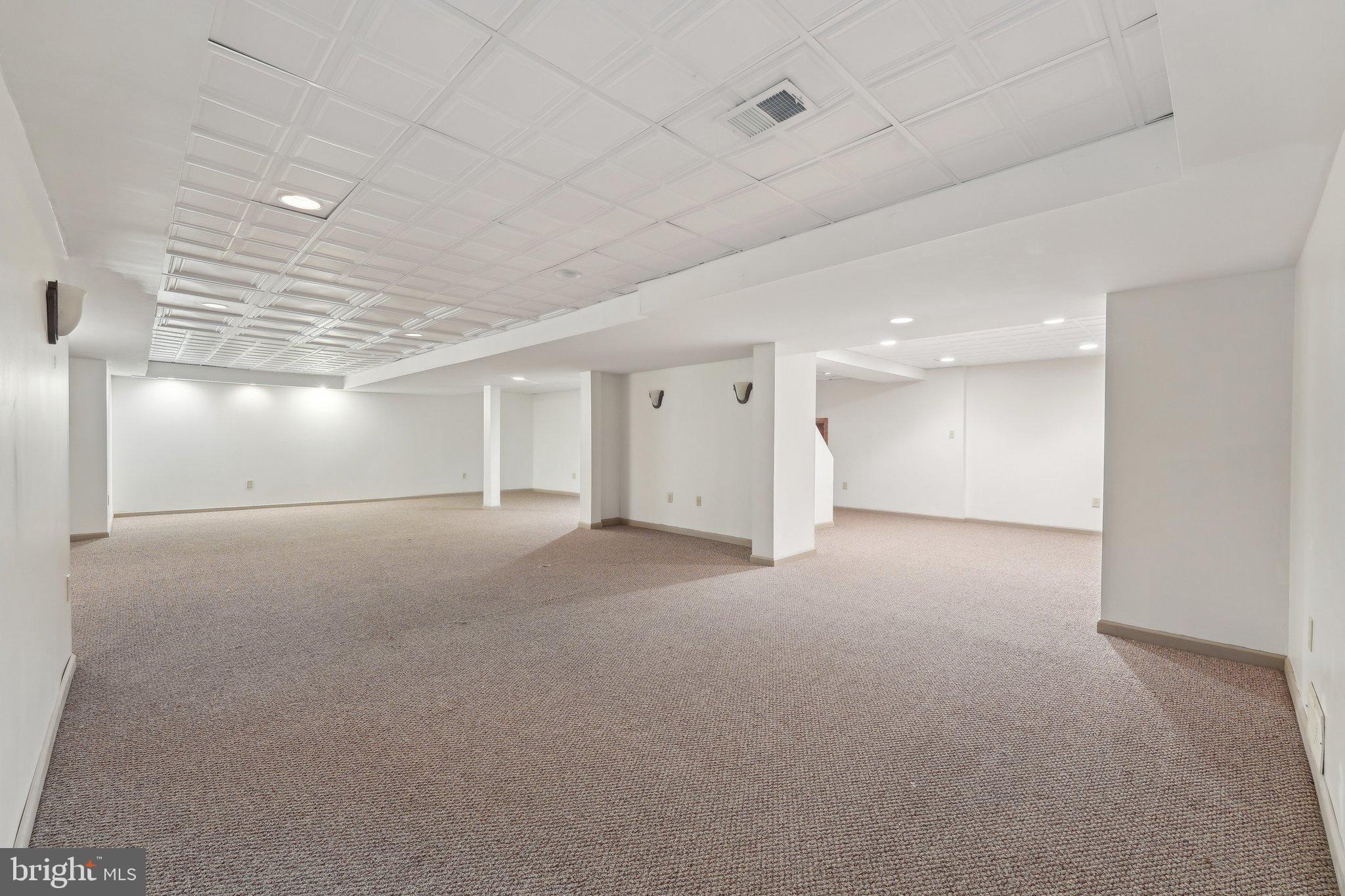 HOLLY HILL - Residential