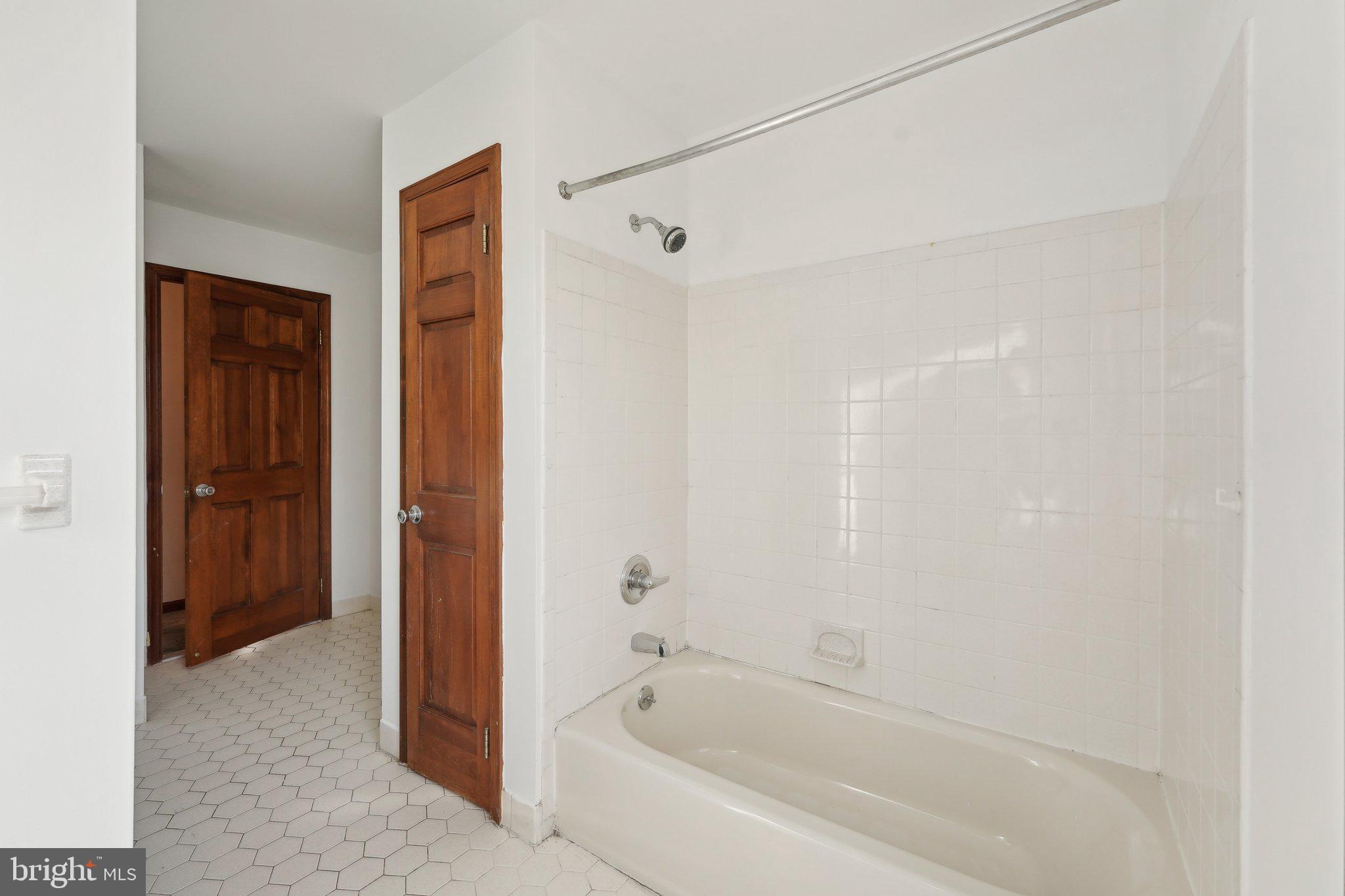 HOLLY HILL - Residential