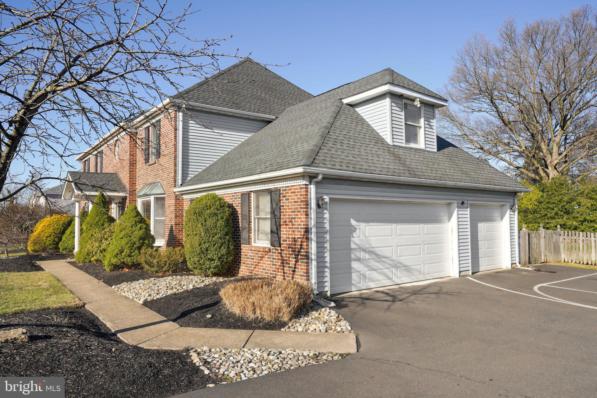 HOLLY HILL - Residential