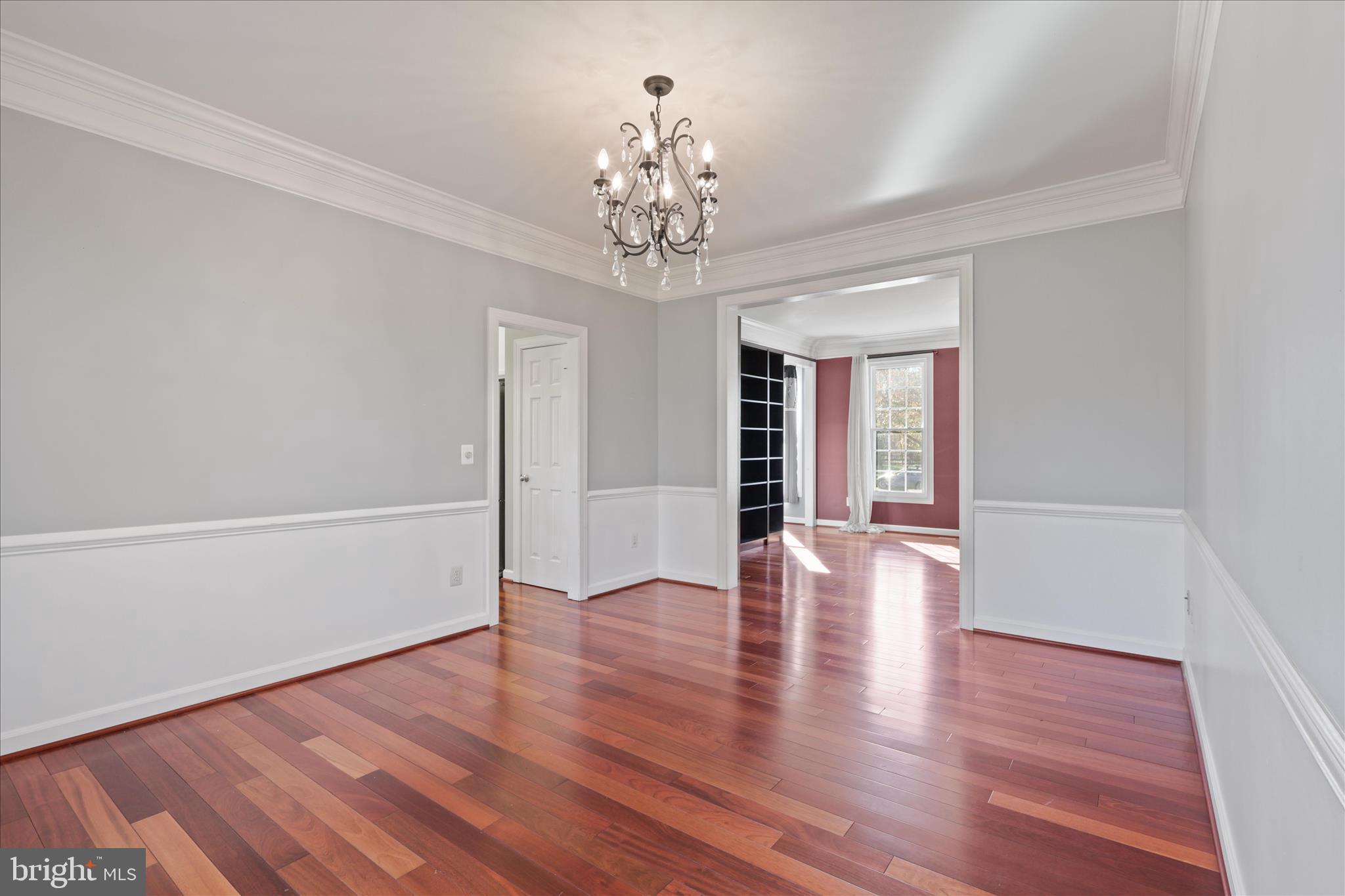 SOUTH RIDING - Residential Lease