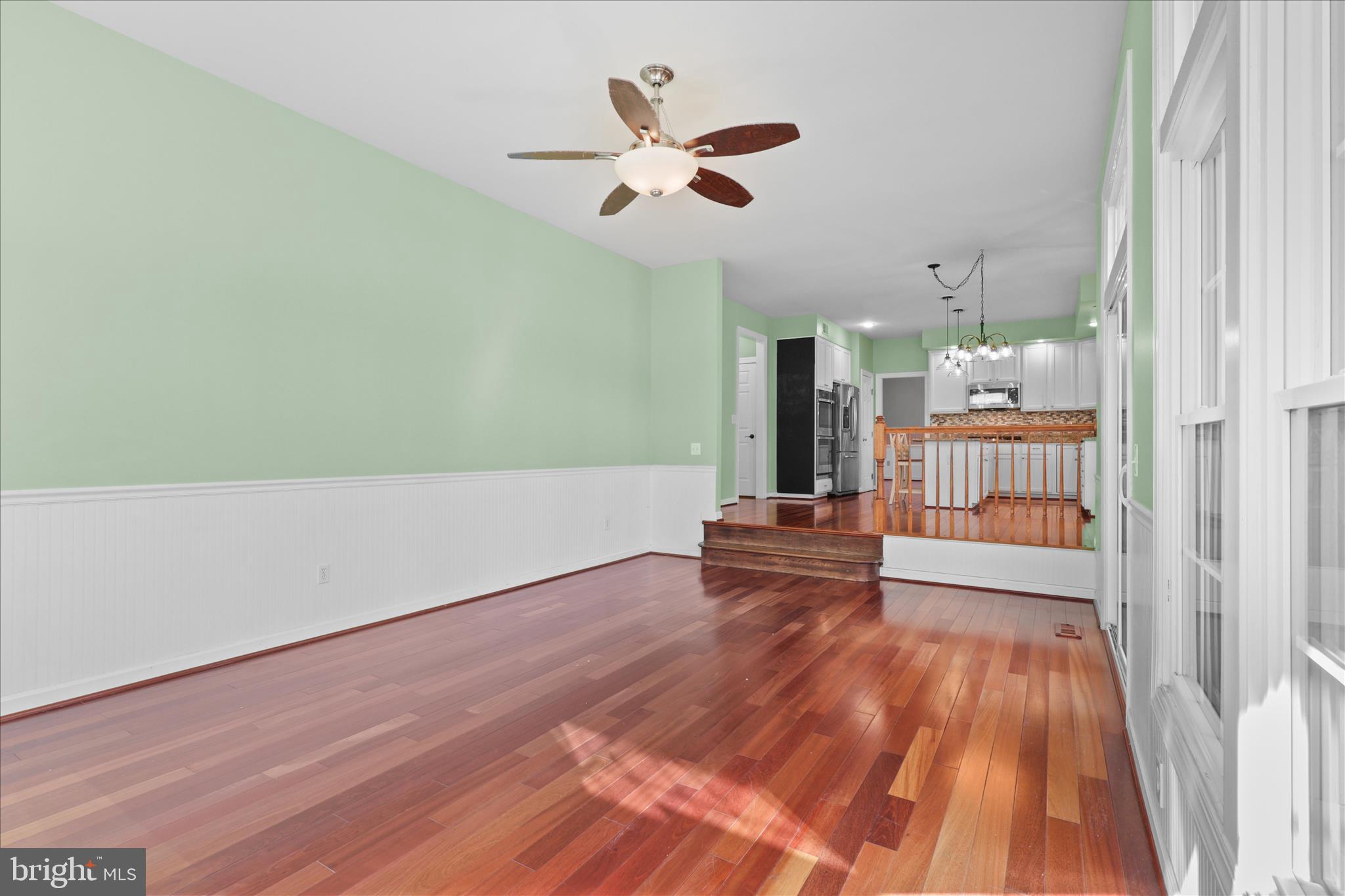 SOUTH RIDING - Residential Lease