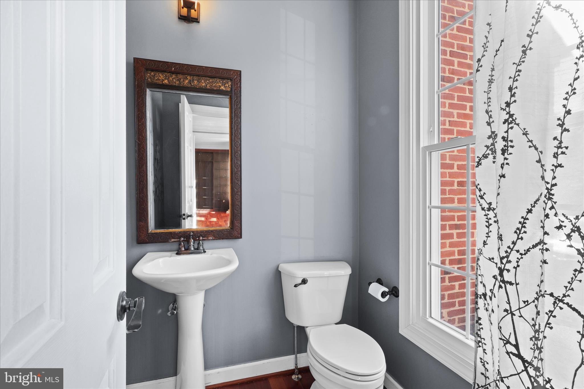 SOUTH RIDING - Residential Lease