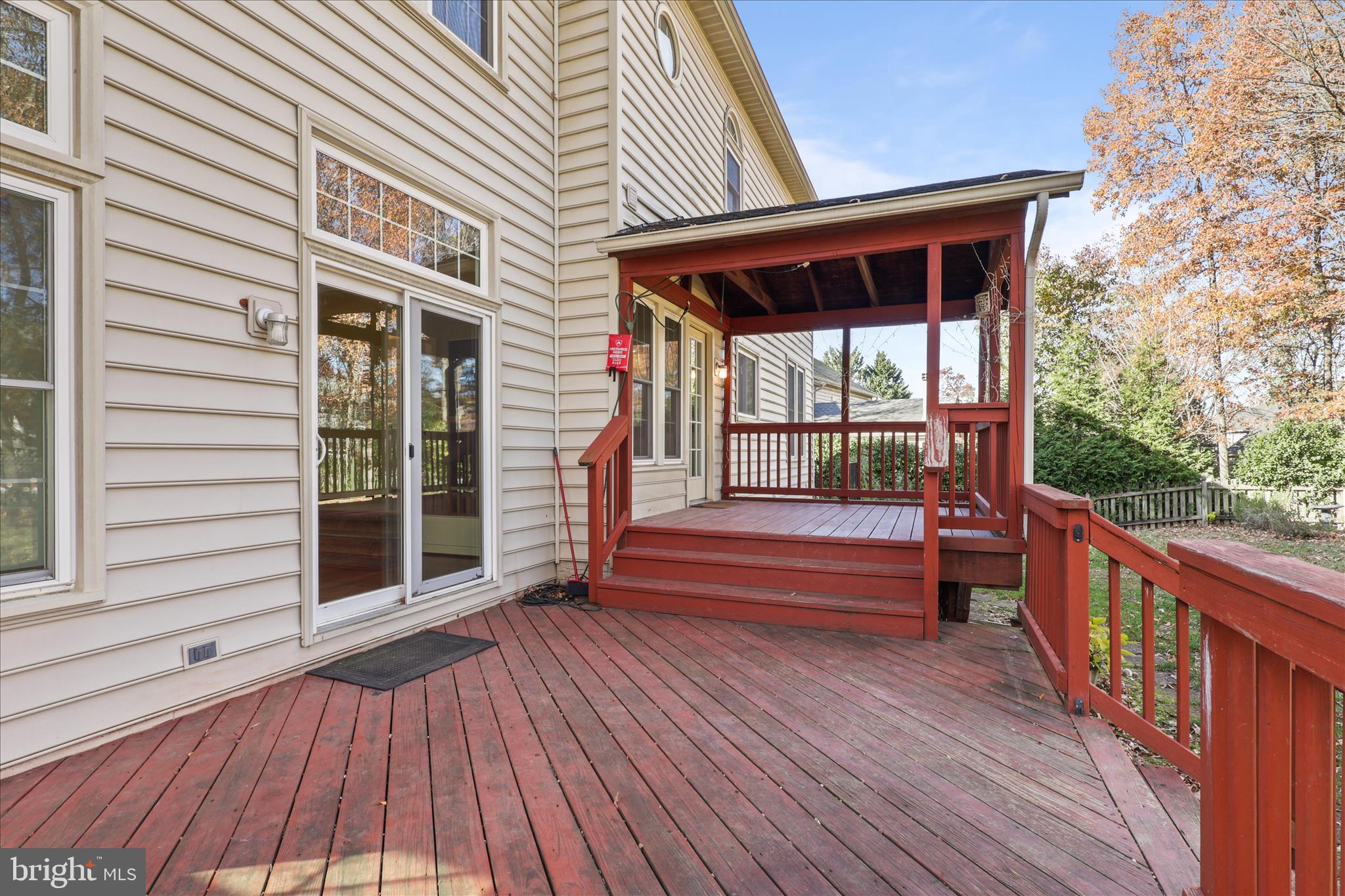 SOUTH RIDING - Residential Lease