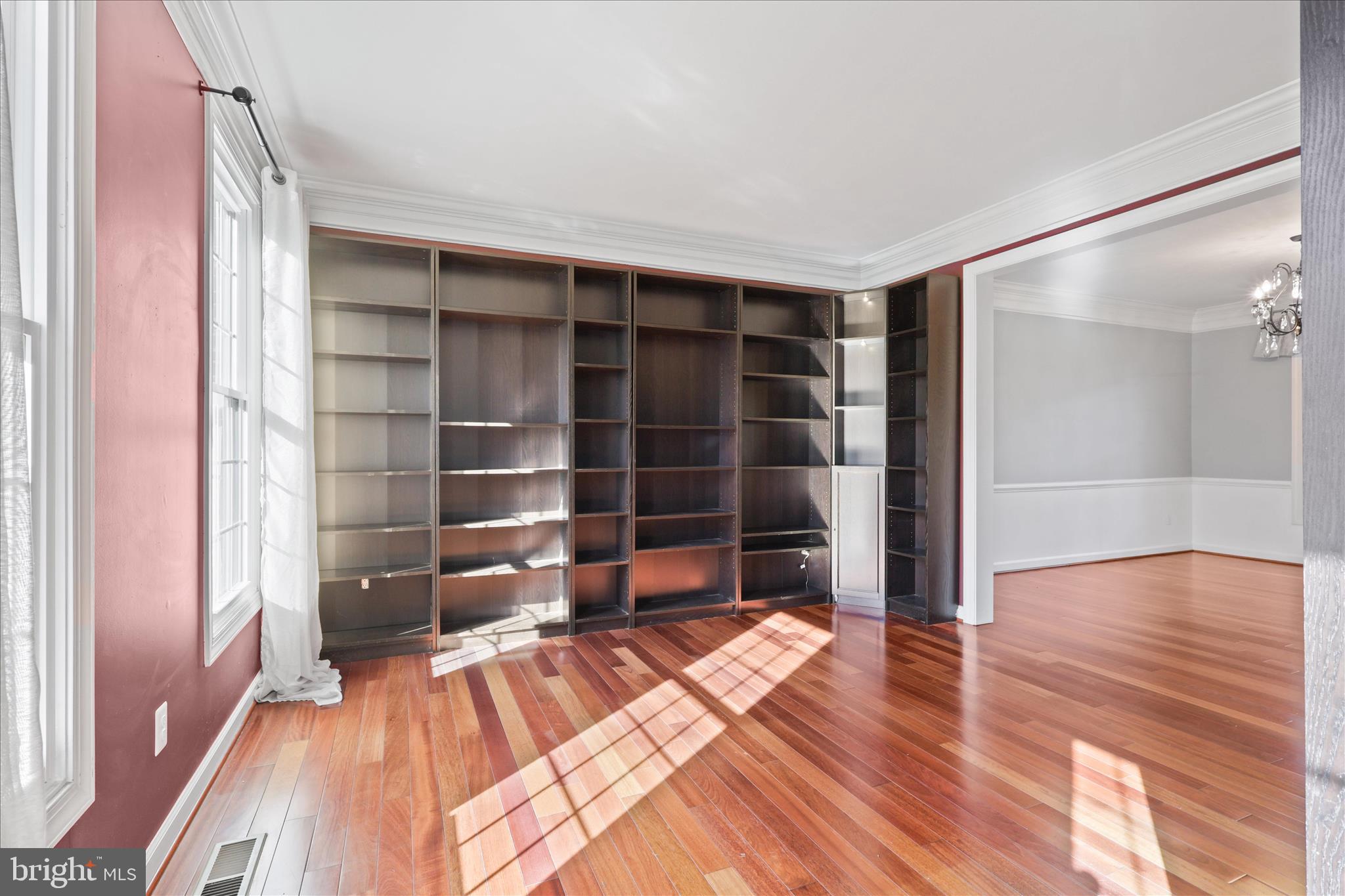 SOUTH RIDING - Residential Lease