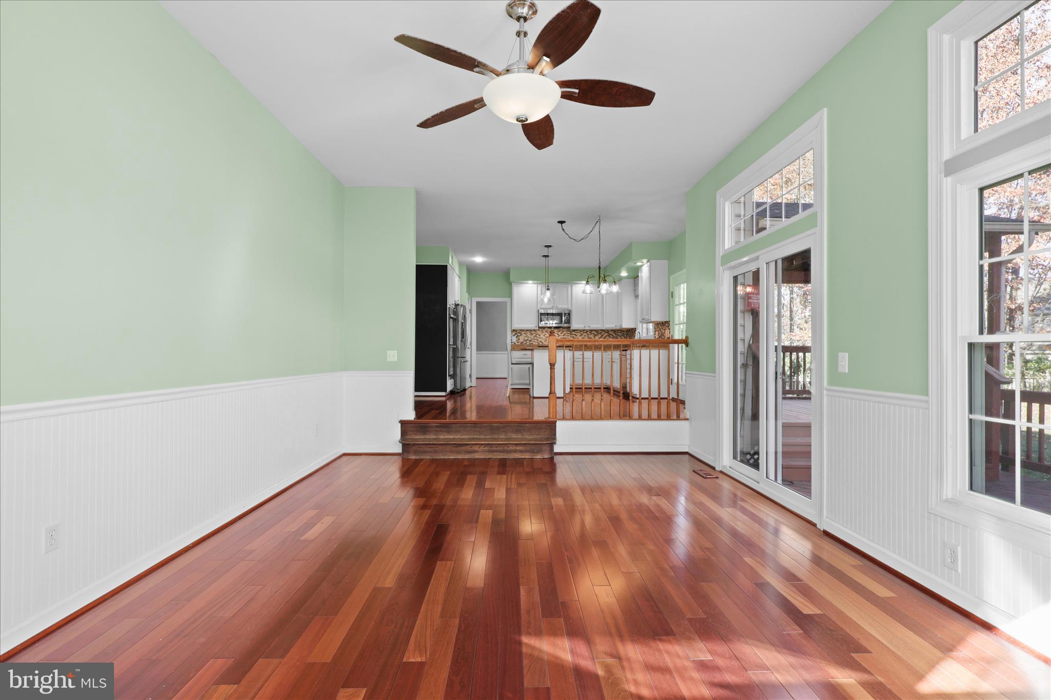 SOUTH RIDING - Residential Lease