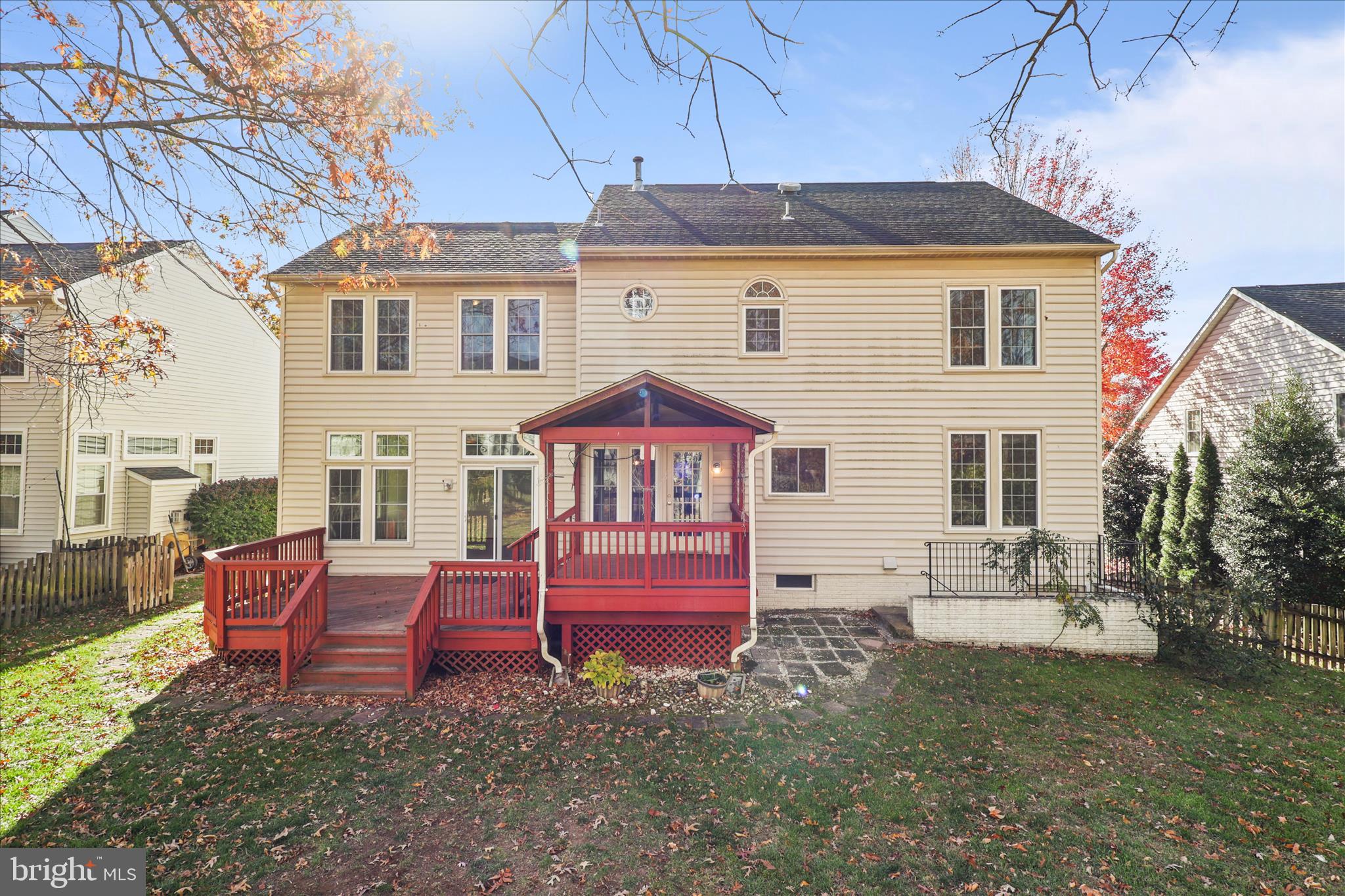 SOUTH RIDING - Residential Lease