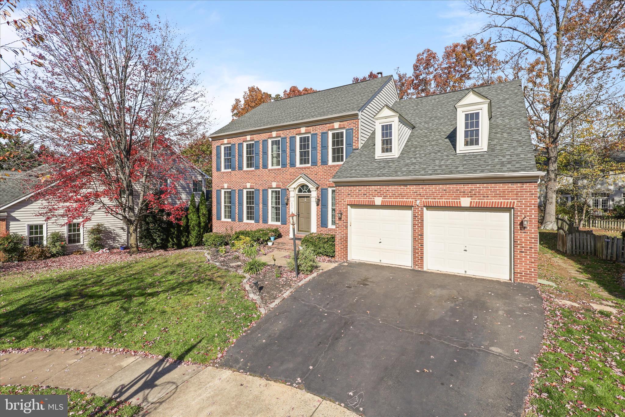 SOUTH RIDING - Residential Lease