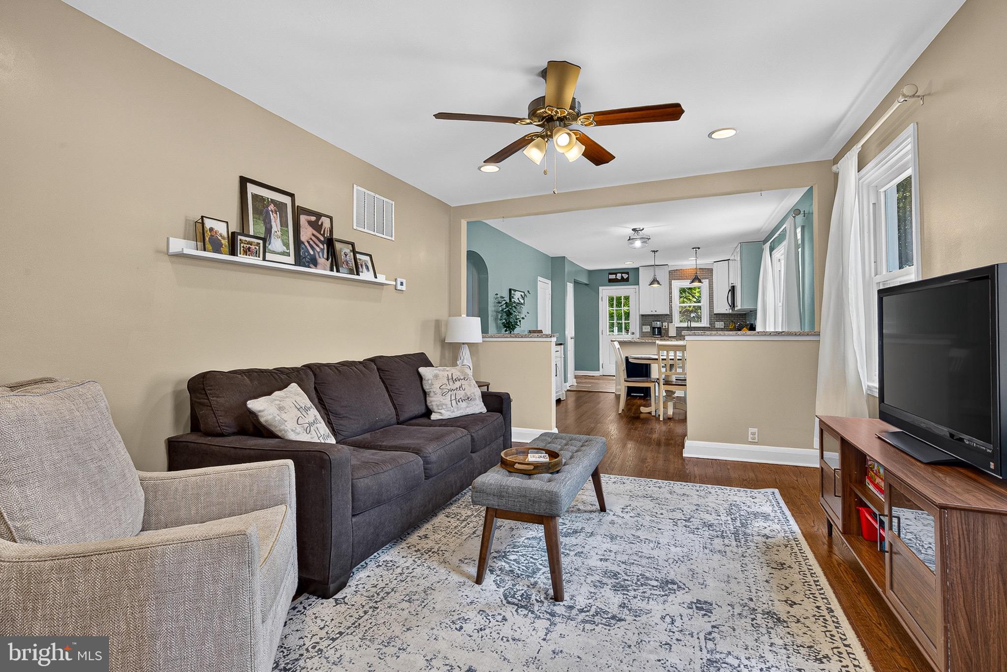 3035 PARKTOWNE ROAD