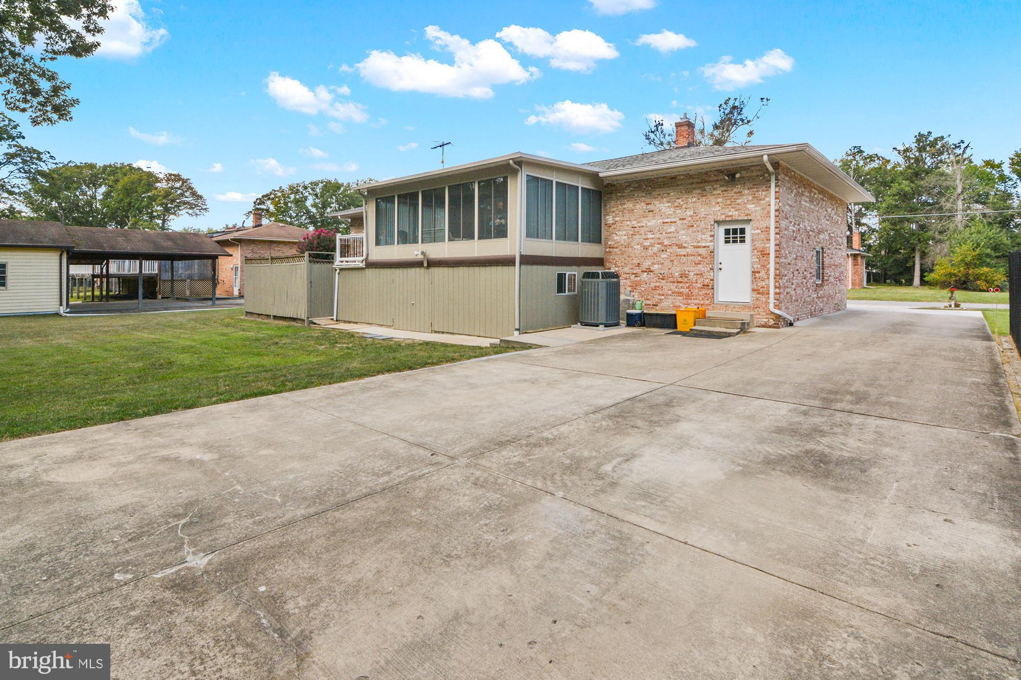 CHELTENHAM - Residential