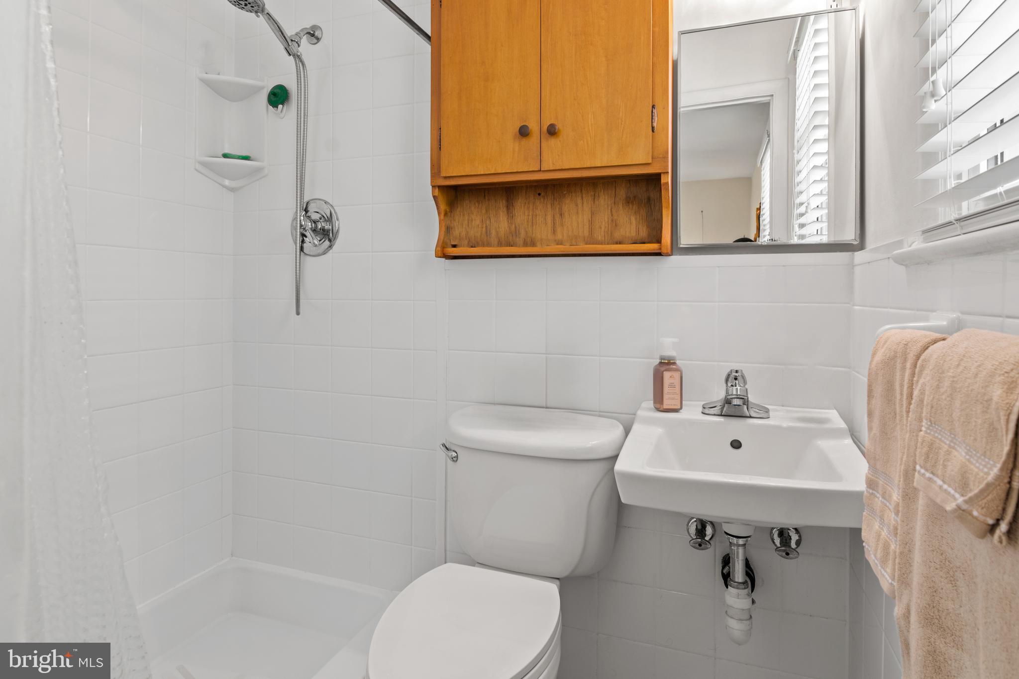 CHELTENHAM - Residential