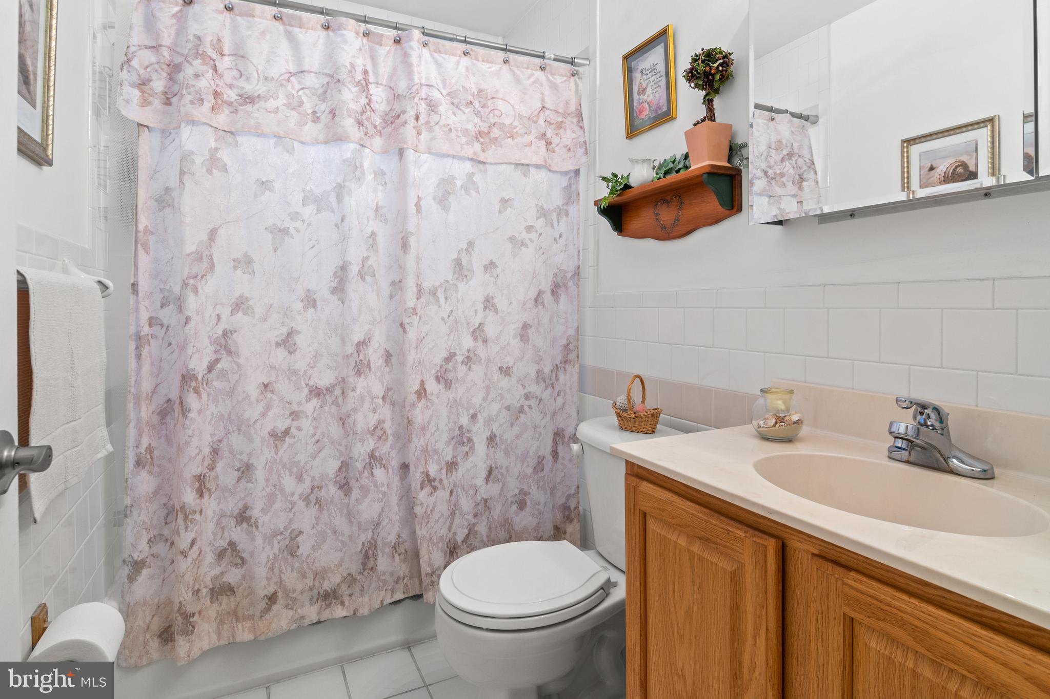 CHELTENHAM - Residential