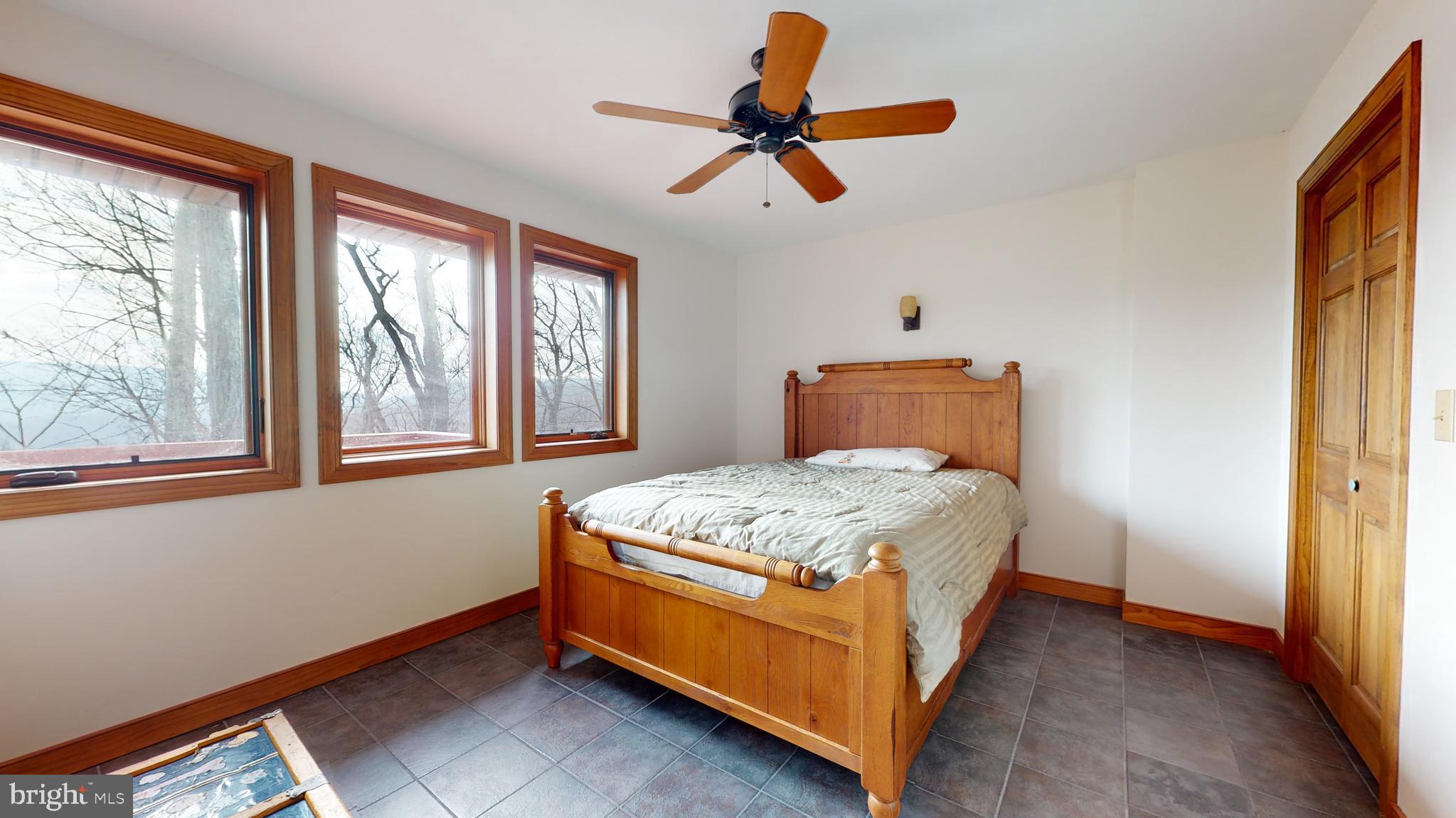 THE PRESERVE AT NEW CREEK LAKE - Residential