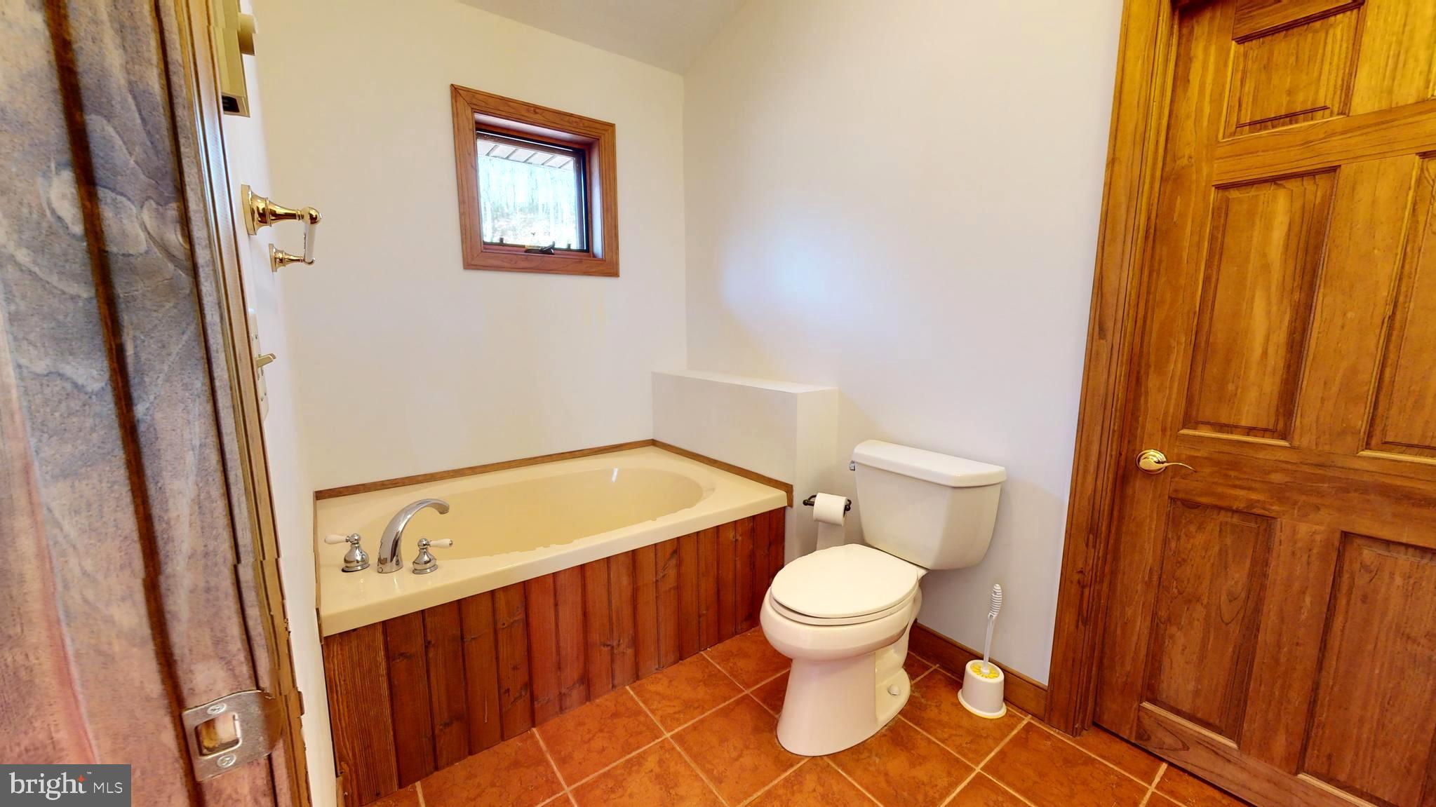 THE PRESERVE AT NEW CREEK LAKE - Residential