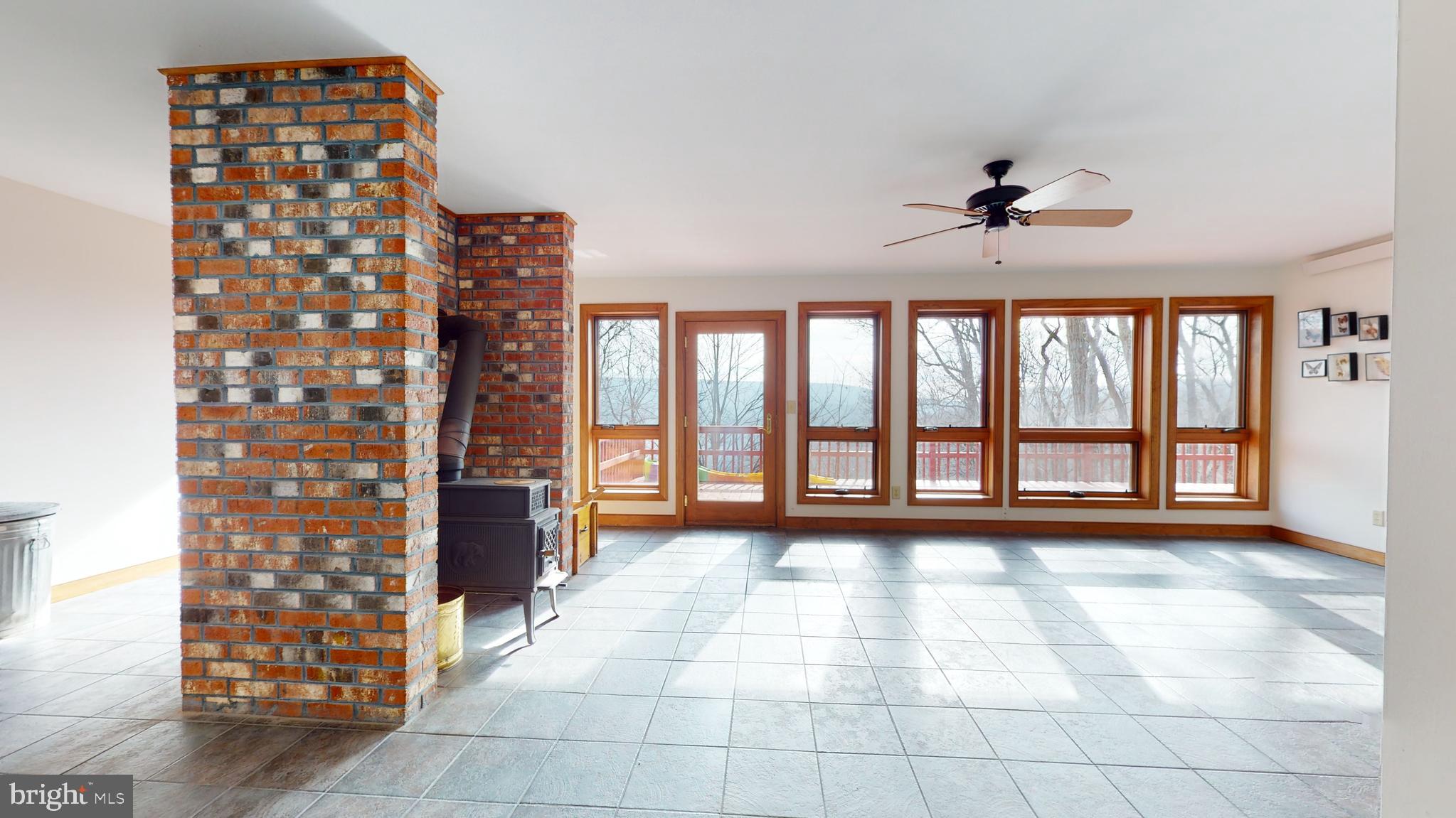 THE PRESERVE AT NEW CREEK LAKE - Residential