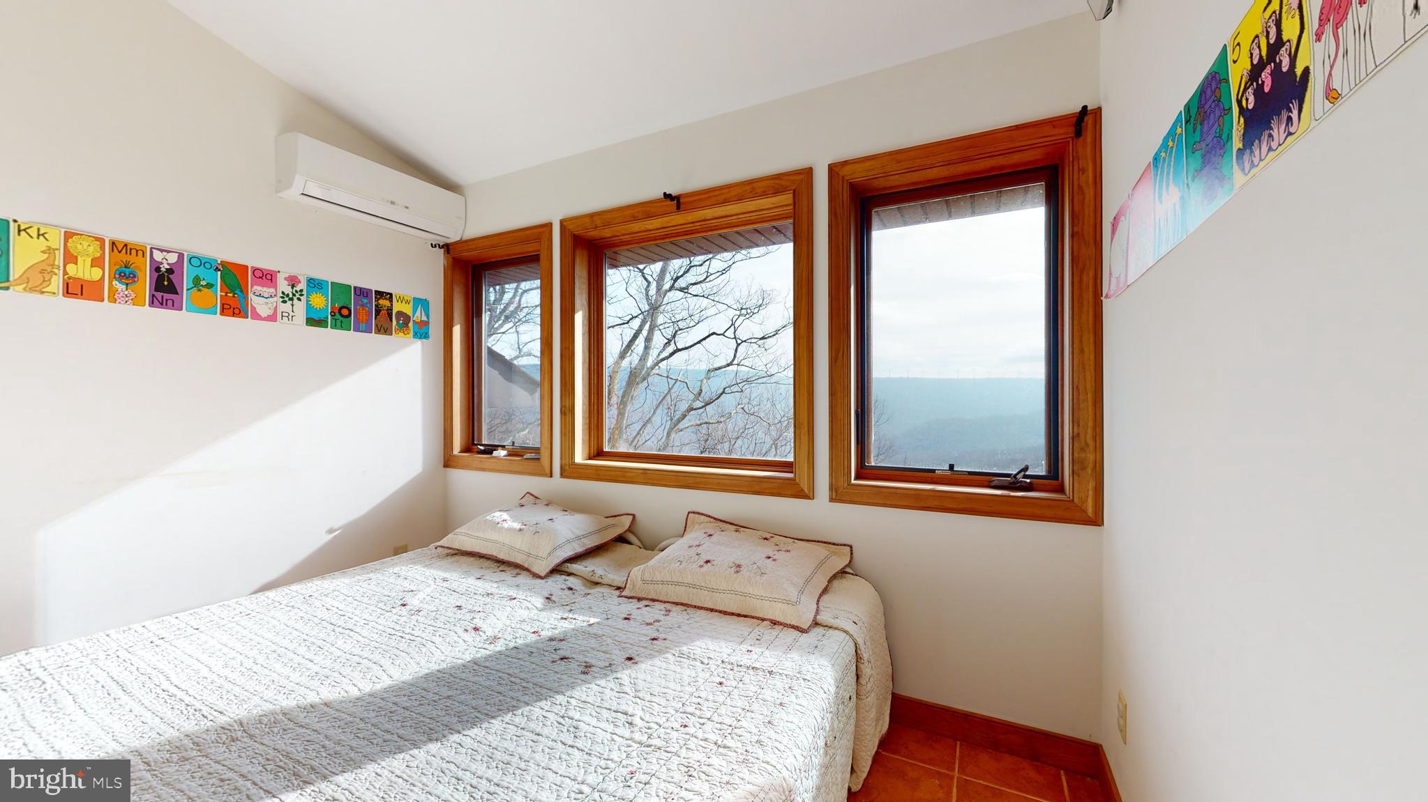 THE PRESERVE AT NEW CREEK LAKE - Residential