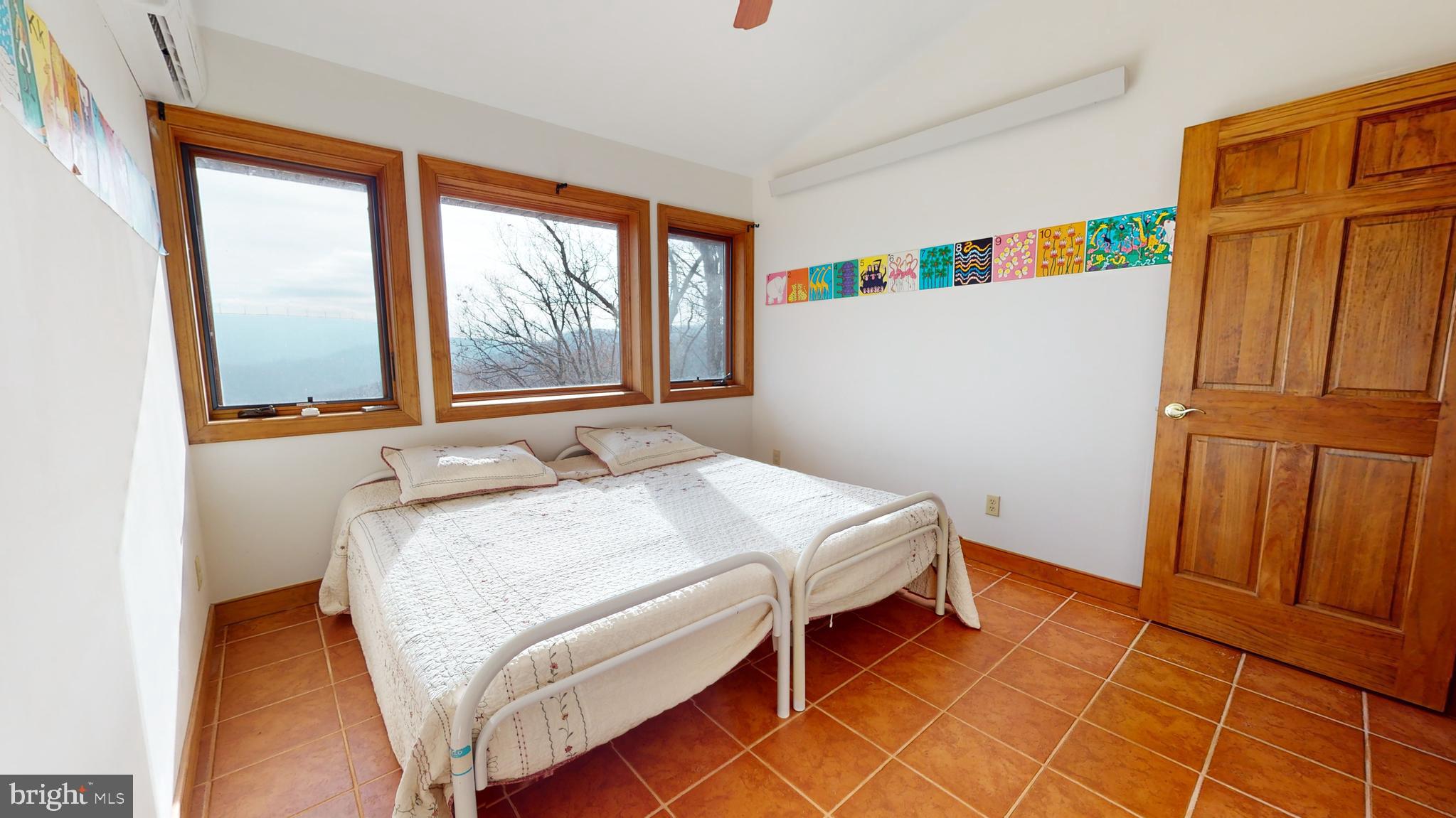 THE PRESERVE AT NEW CREEK LAKE - Residential