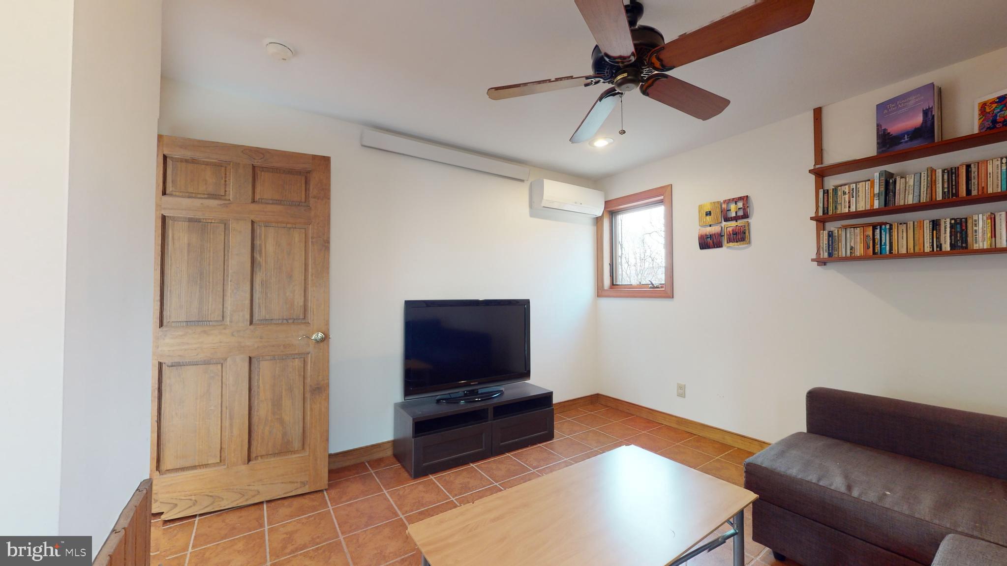 THE PRESERVE AT NEW CREEK LAKE - Residential