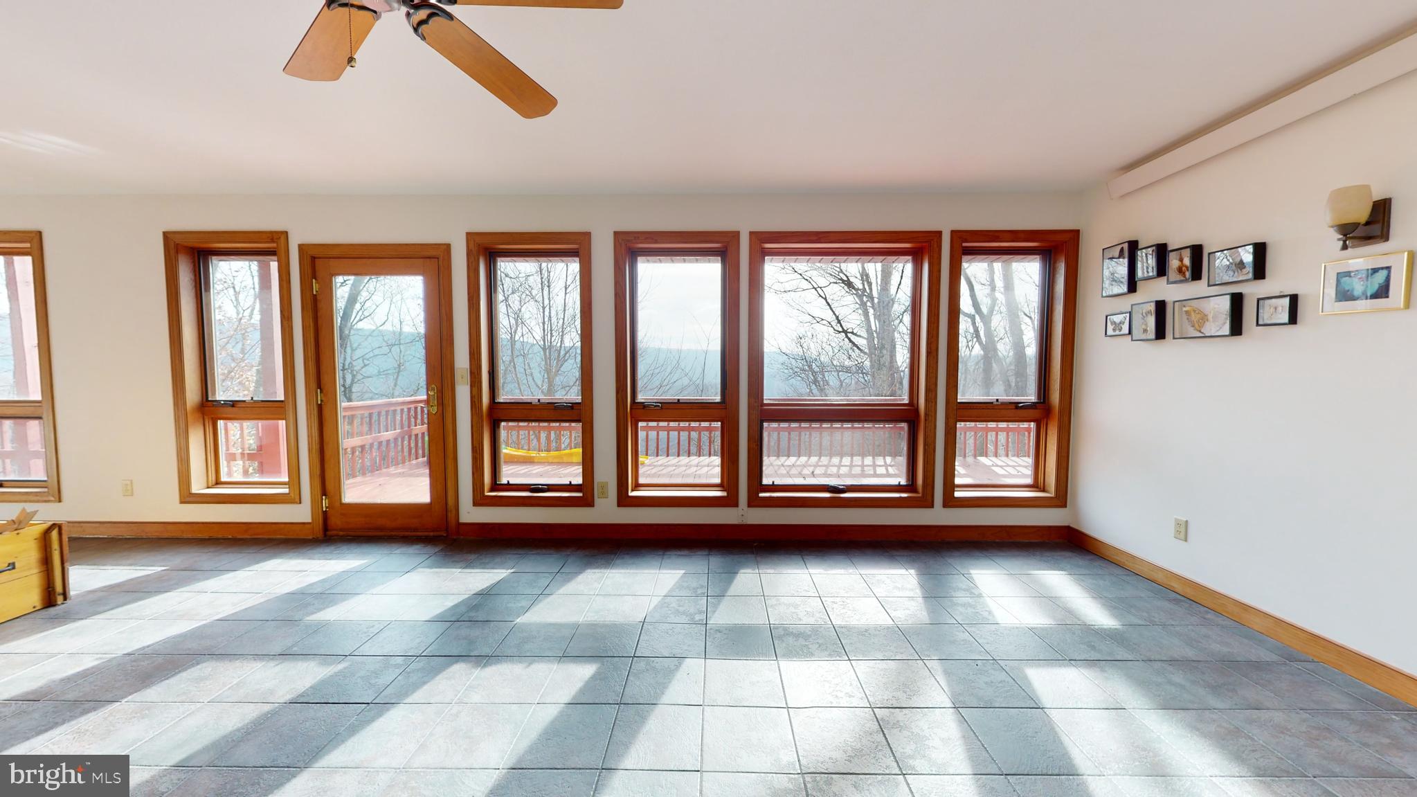 THE PRESERVE AT NEW CREEK LAKE - Residential