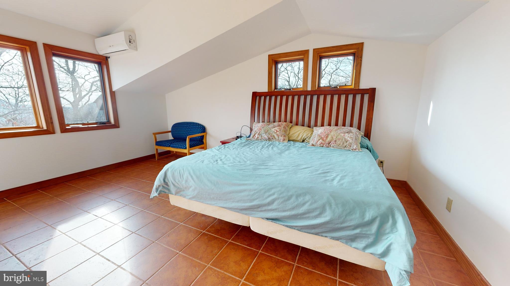 THE PRESERVE AT NEW CREEK LAKE - Residential