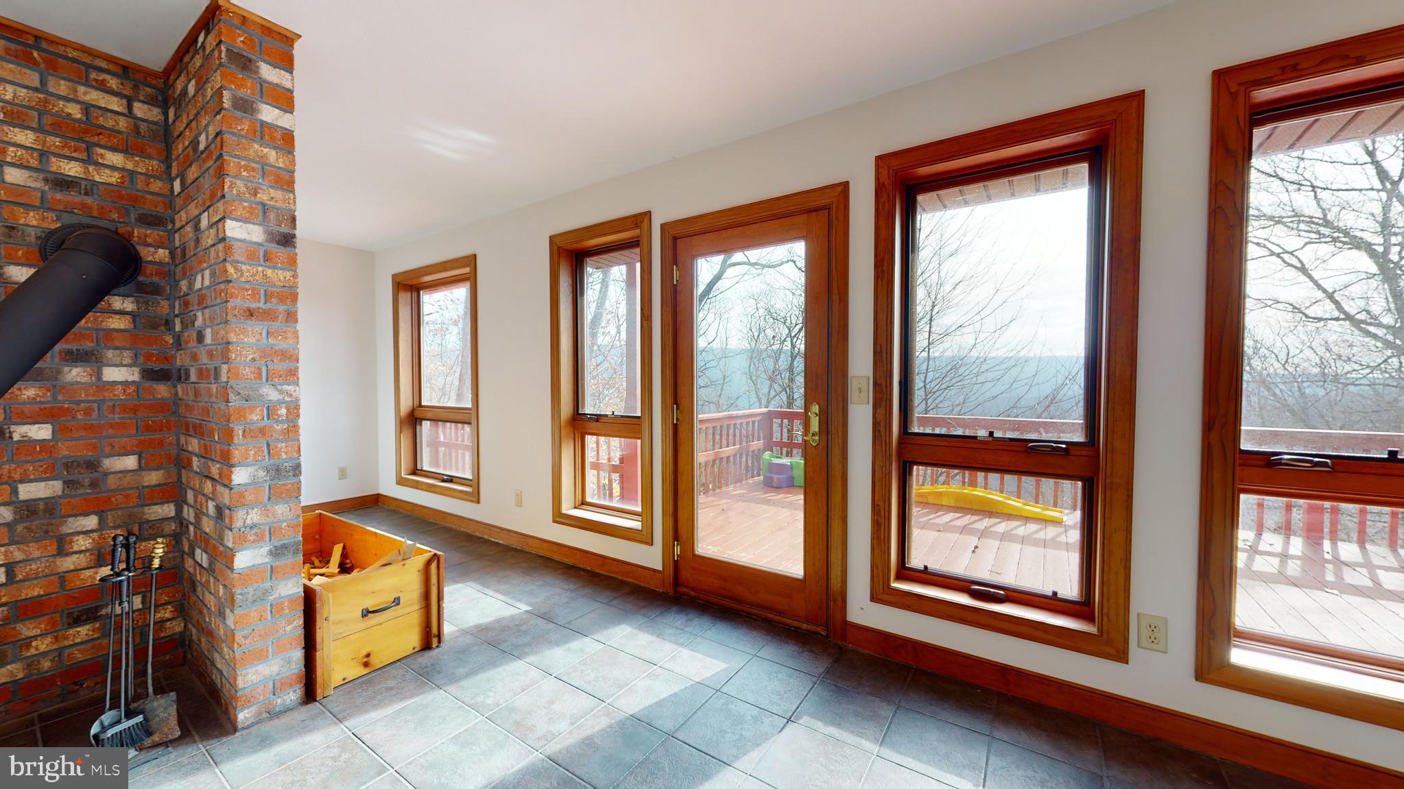 THE PRESERVE AT NEW CREEK LAKE - Residential