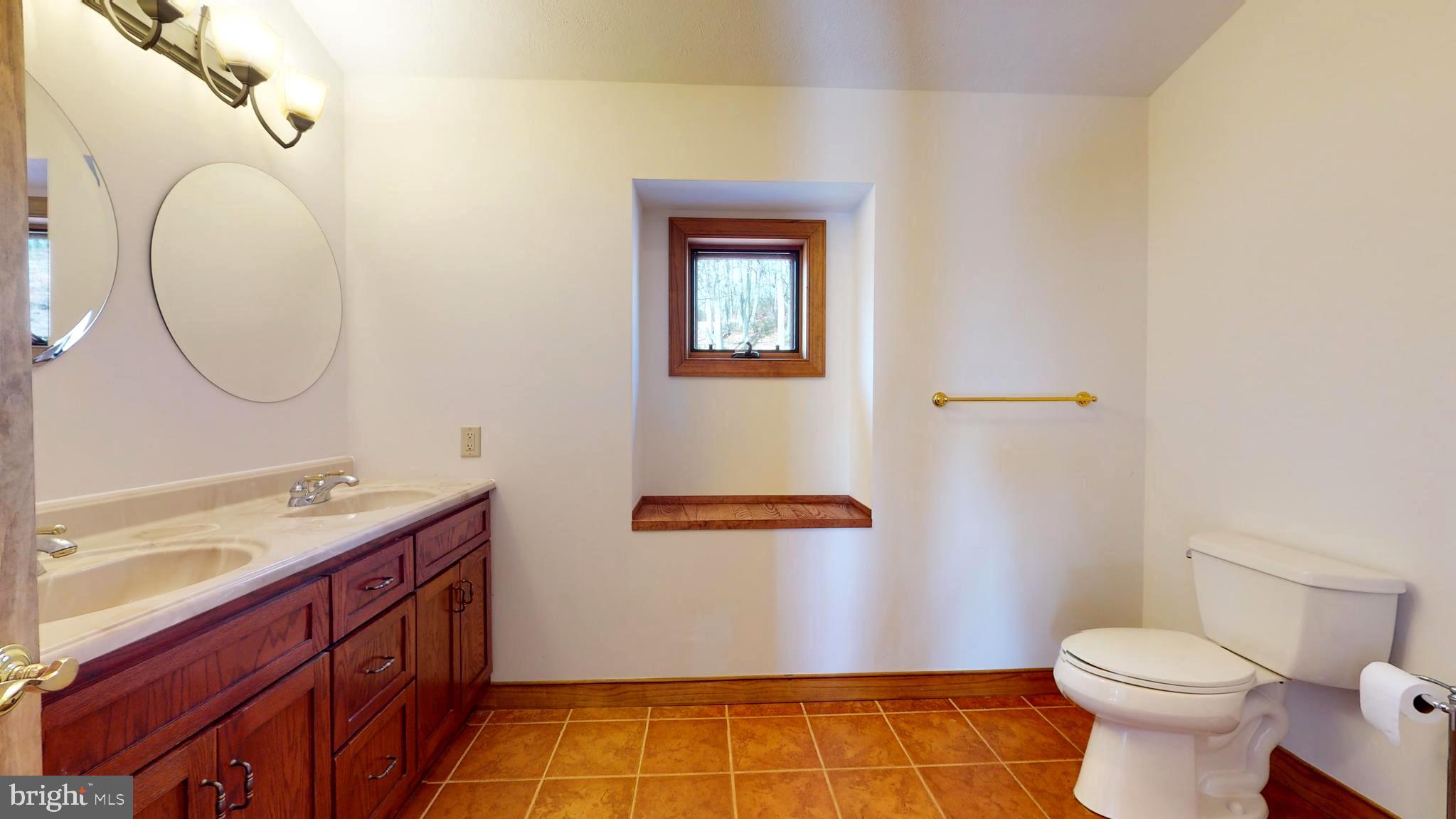 THE PRESERVE AT NEW CREEK LAKE - Residential