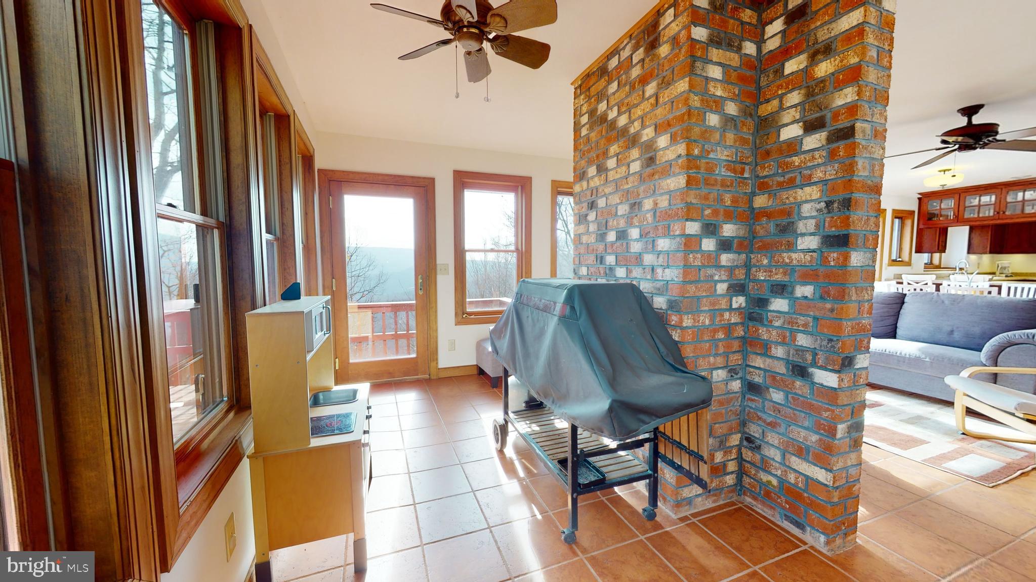 THE PRESERVE AT NEW CREEK LAKE - Residential