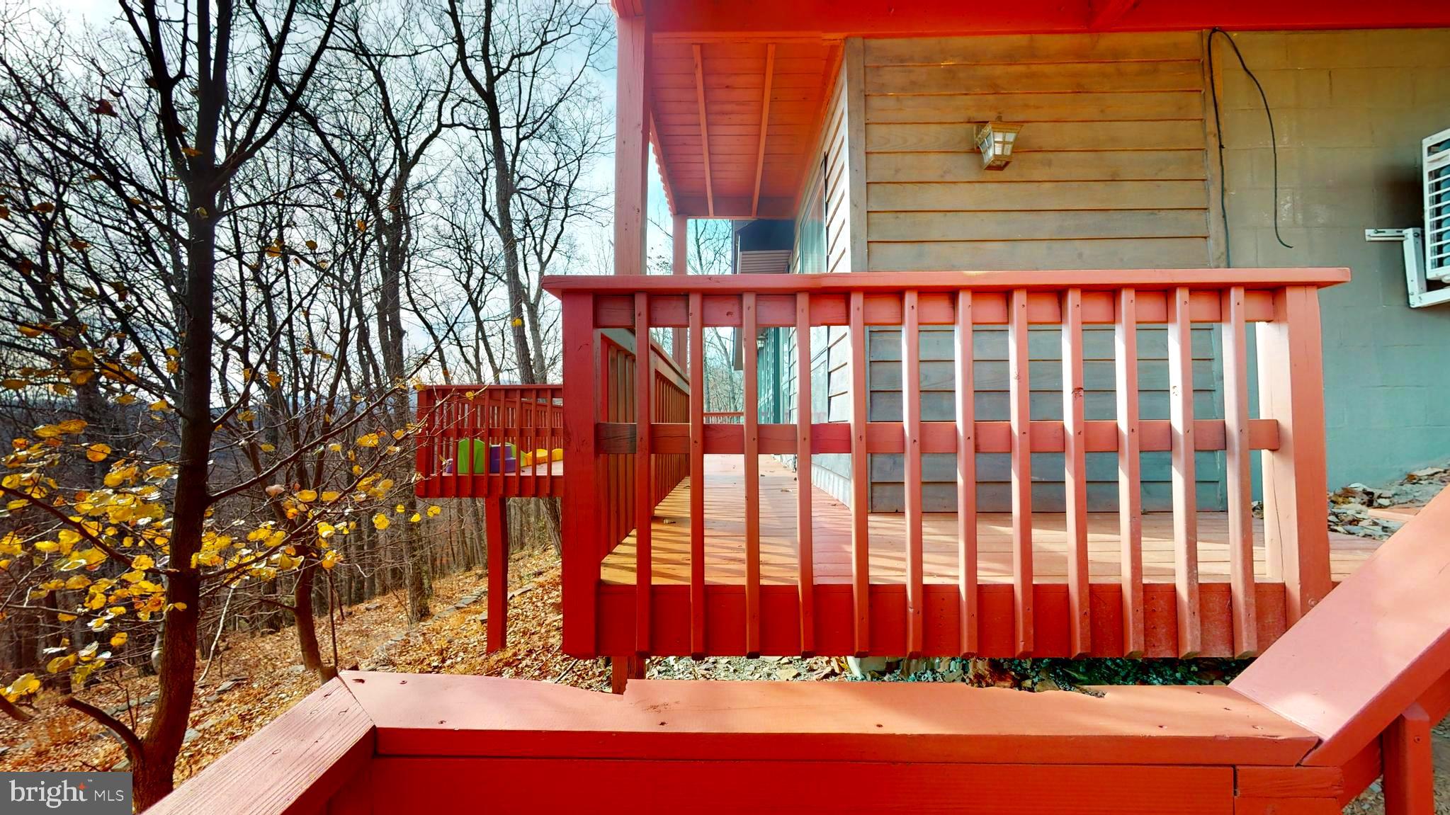 THE PRESERVE AT NEW CREEK LAKE - Residential