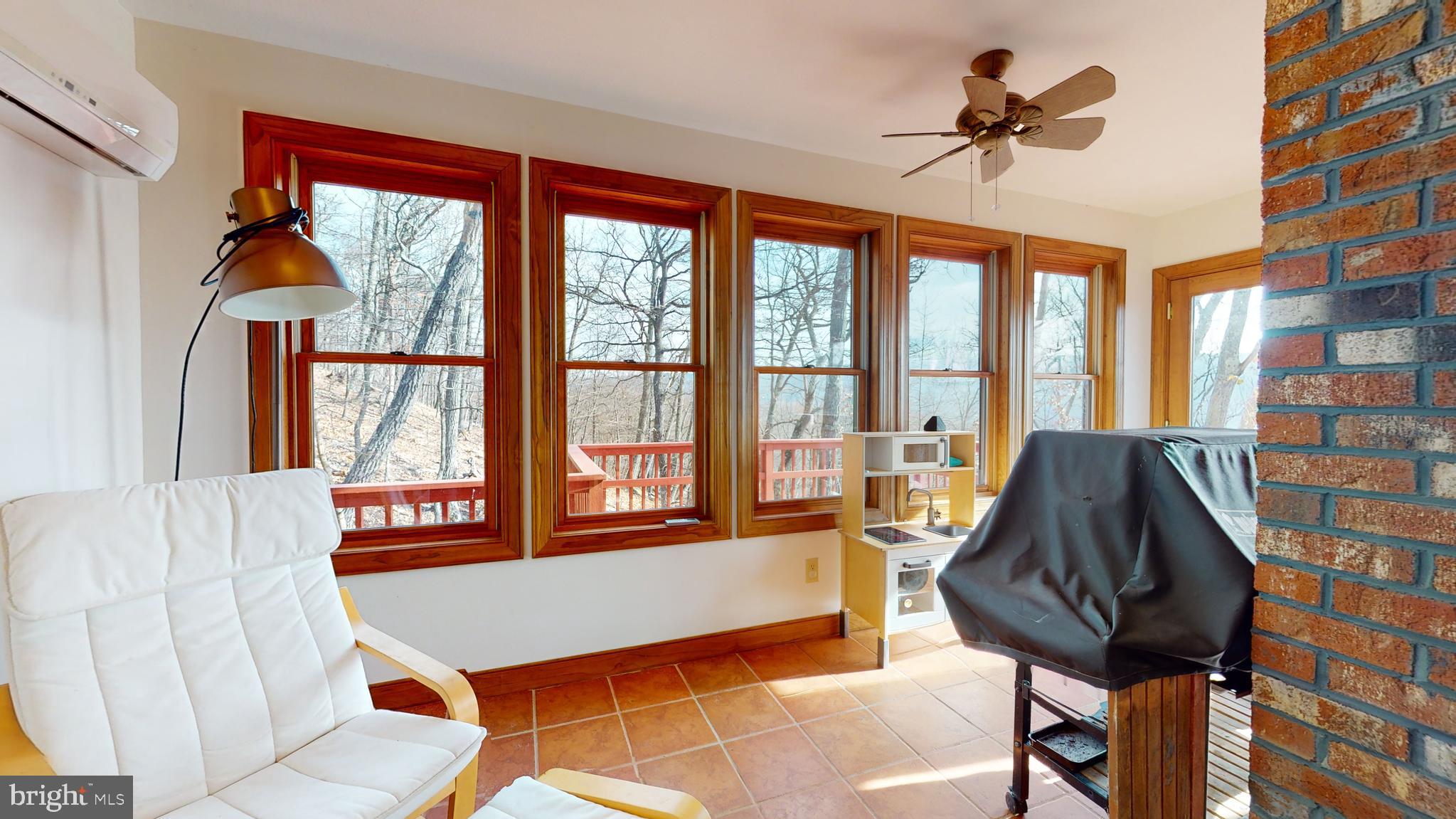 THE PRESERVE AT NEW CREEK LAKE - Residential