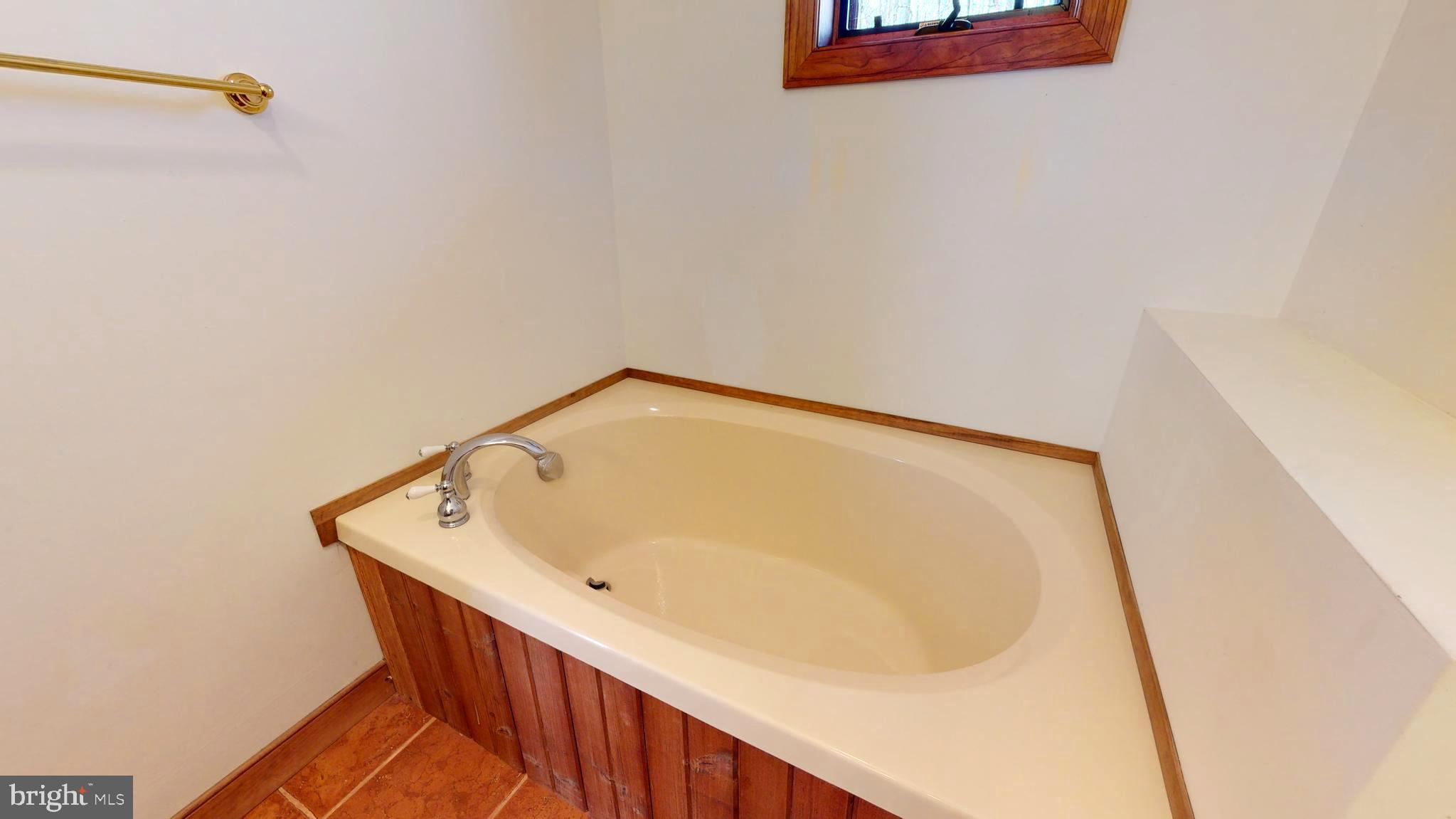 THE PRESERVE AT NEW CREEK LAKE - Residential