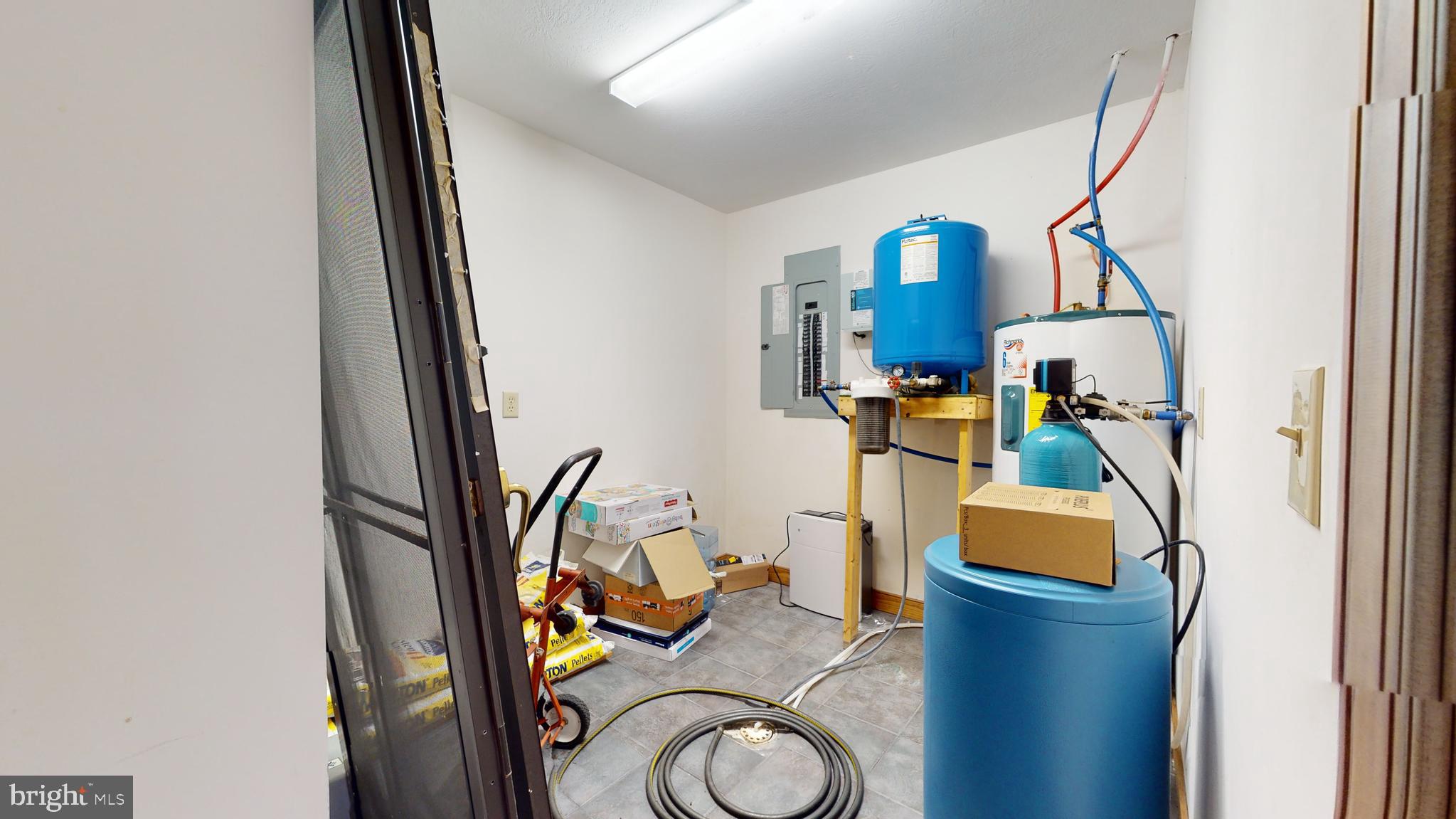 THE PRESERVE AT NEW CREEK LAKE - Residential