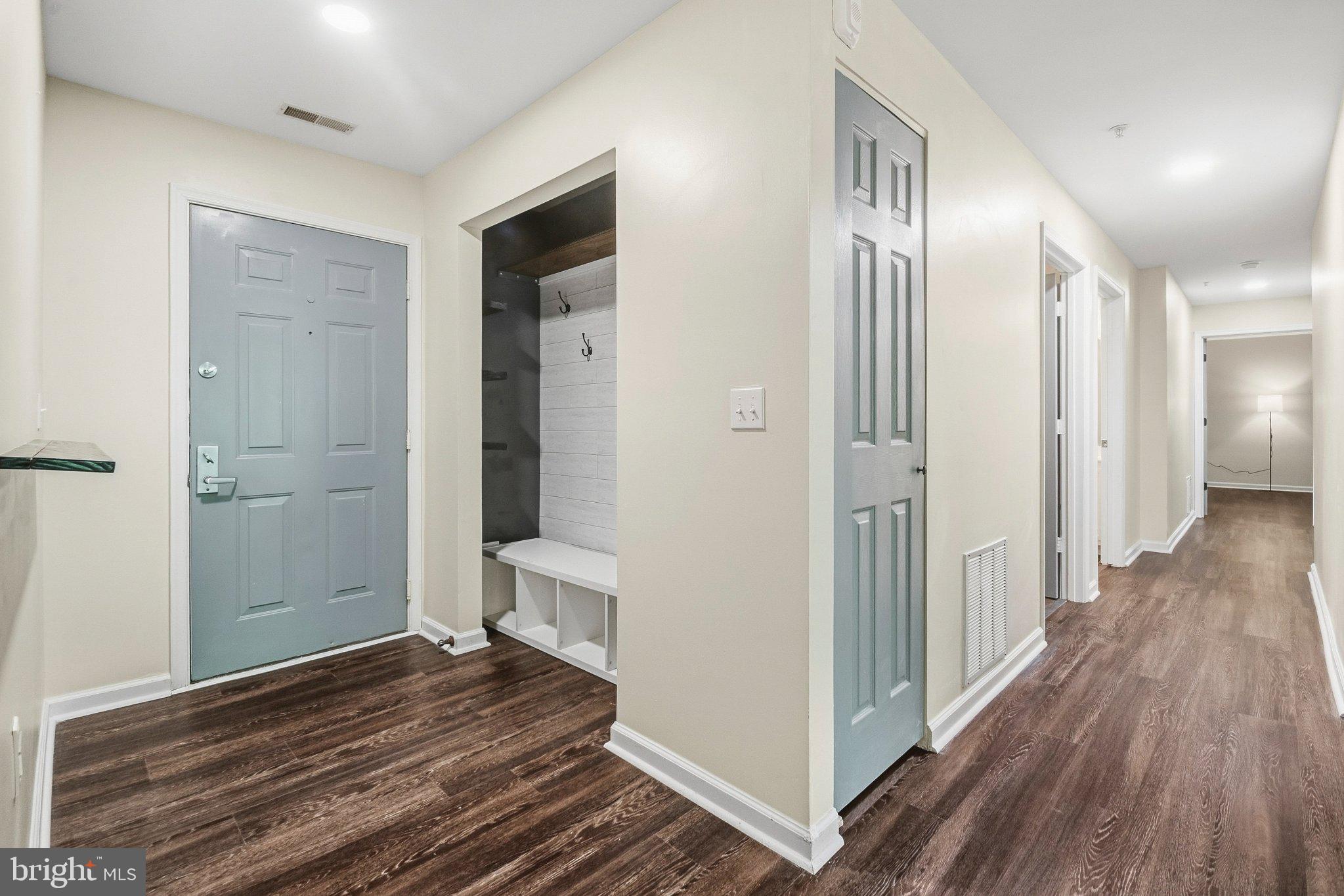 3901 DARLEIGH ROAD 2H