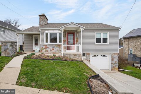 120 MAPLE STREET WRIGHTSVILLE PA 17368