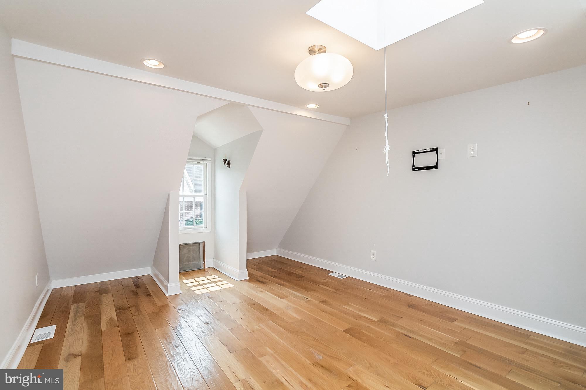 FELLS POINT HISTORIC DISTRICT - Residential Lease