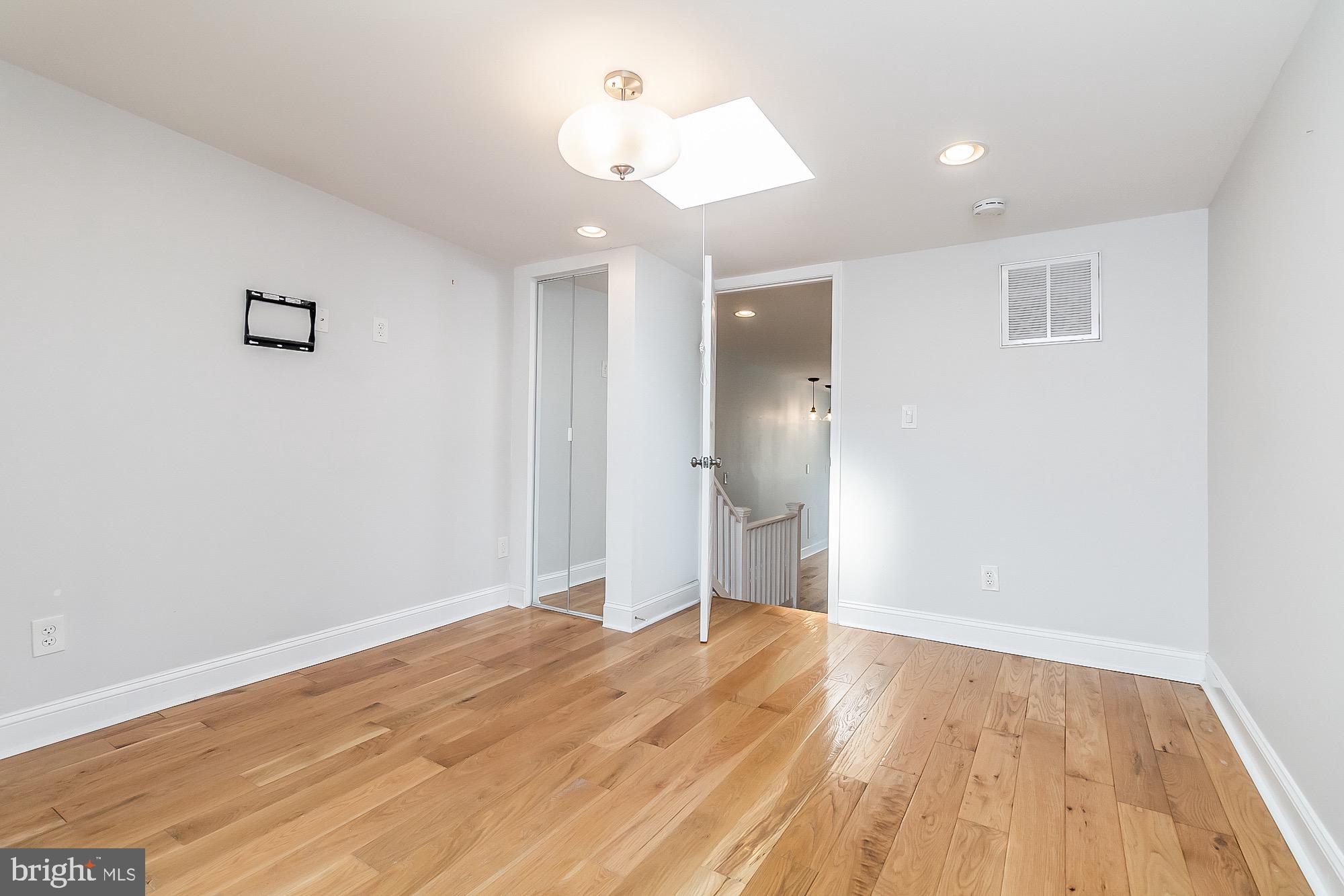 FELLS POINT HISTORIC DISTRICT - Residential Lease