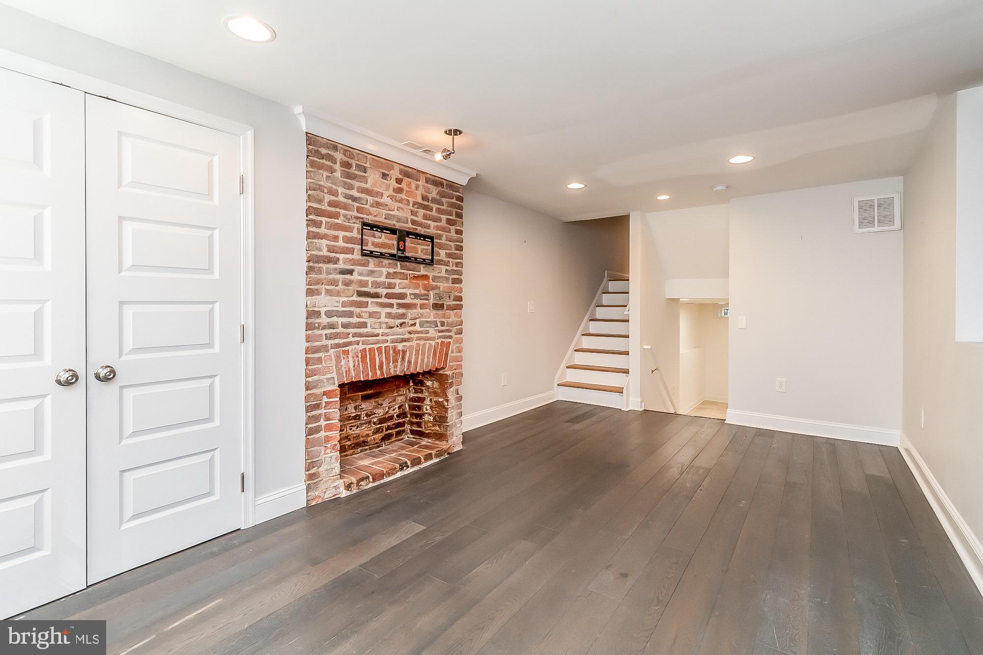 FELLS POINT HISTORIC DISTRICT - Residential Lease