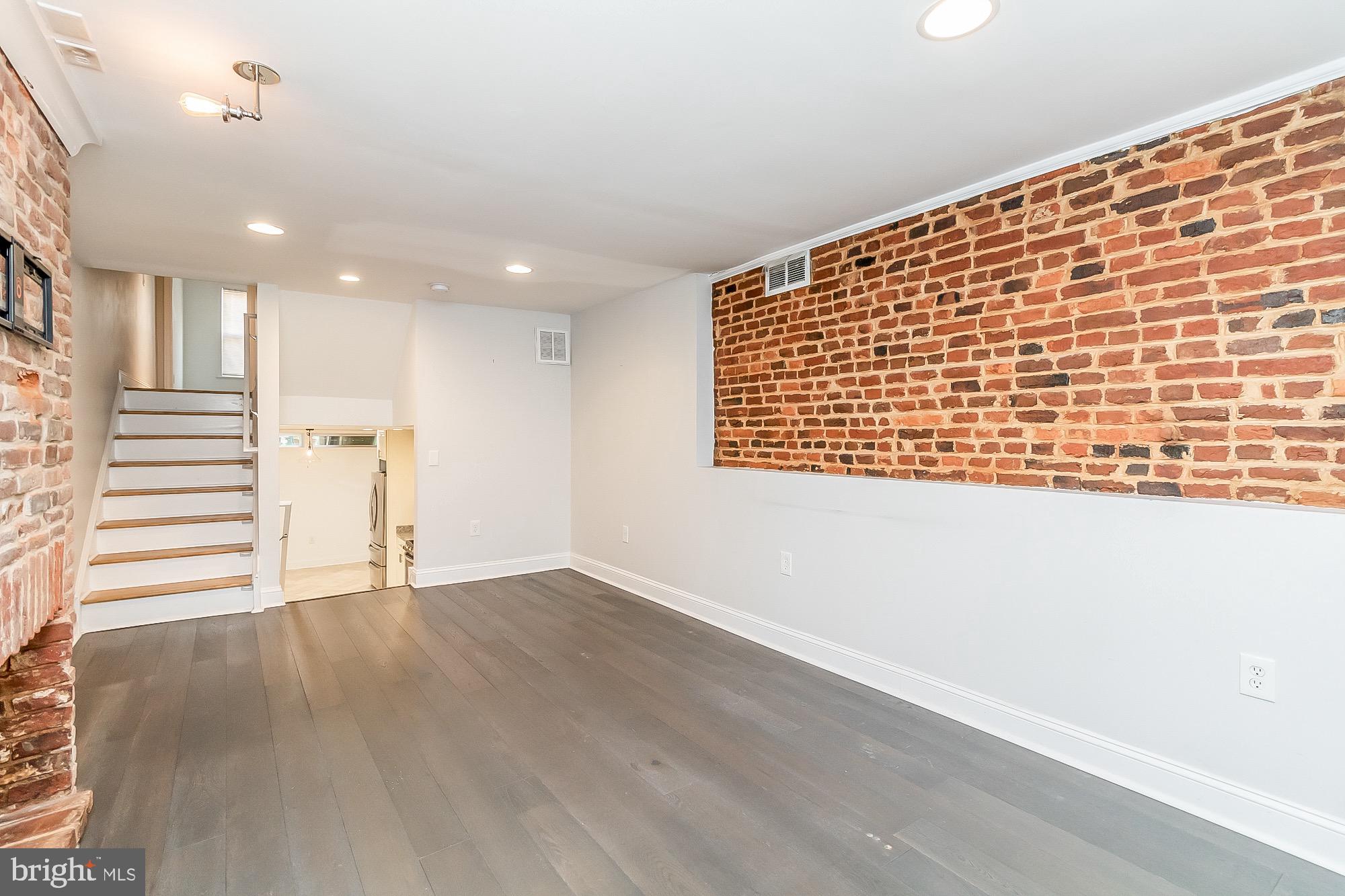 FELLS POINT HISTORIC DISTRICT - Residential Lease