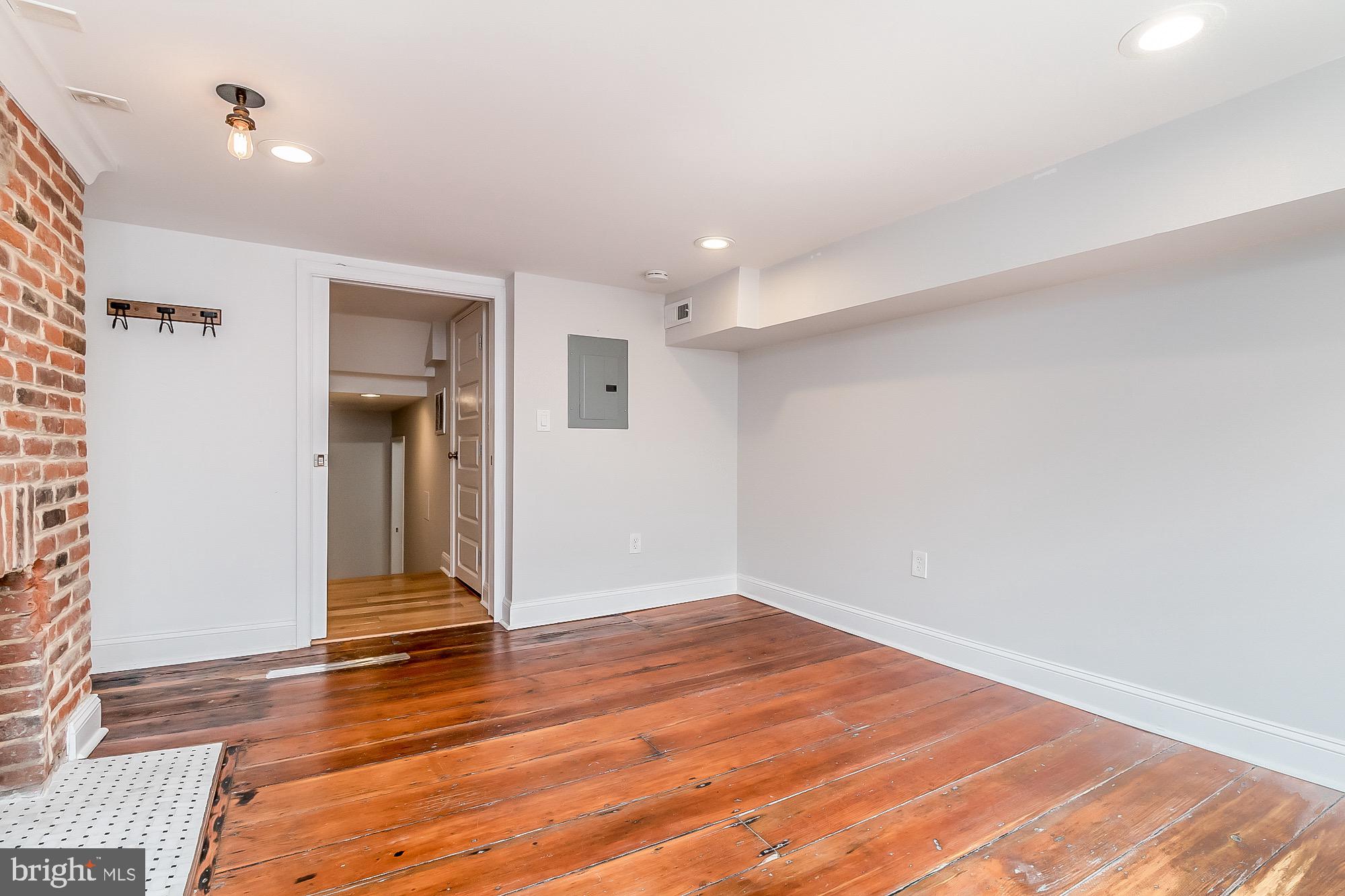 FELLS POINT HISTORIC DISTRICT - Residential Lease