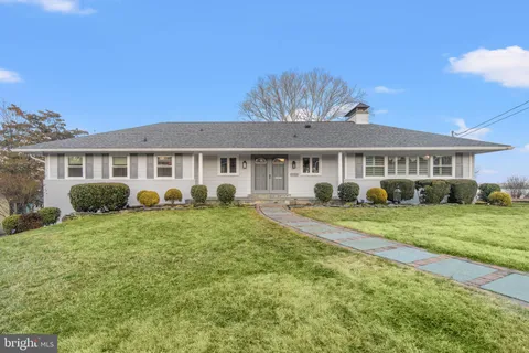 7215 Regent Drive, Alexandria, VA 22307 - MLS#: VAFX2221178