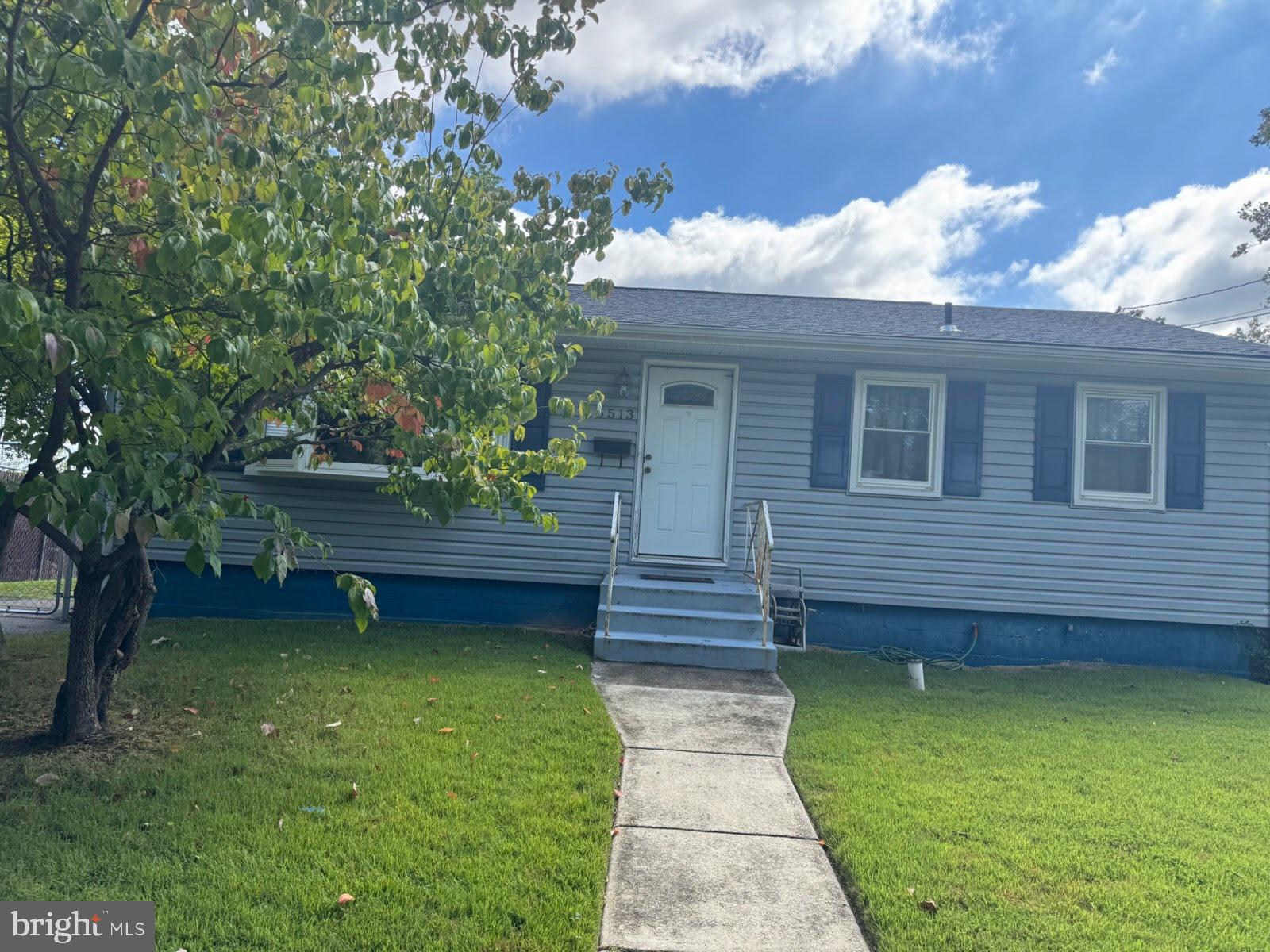 WHITFIELD KNOLLS - Residential