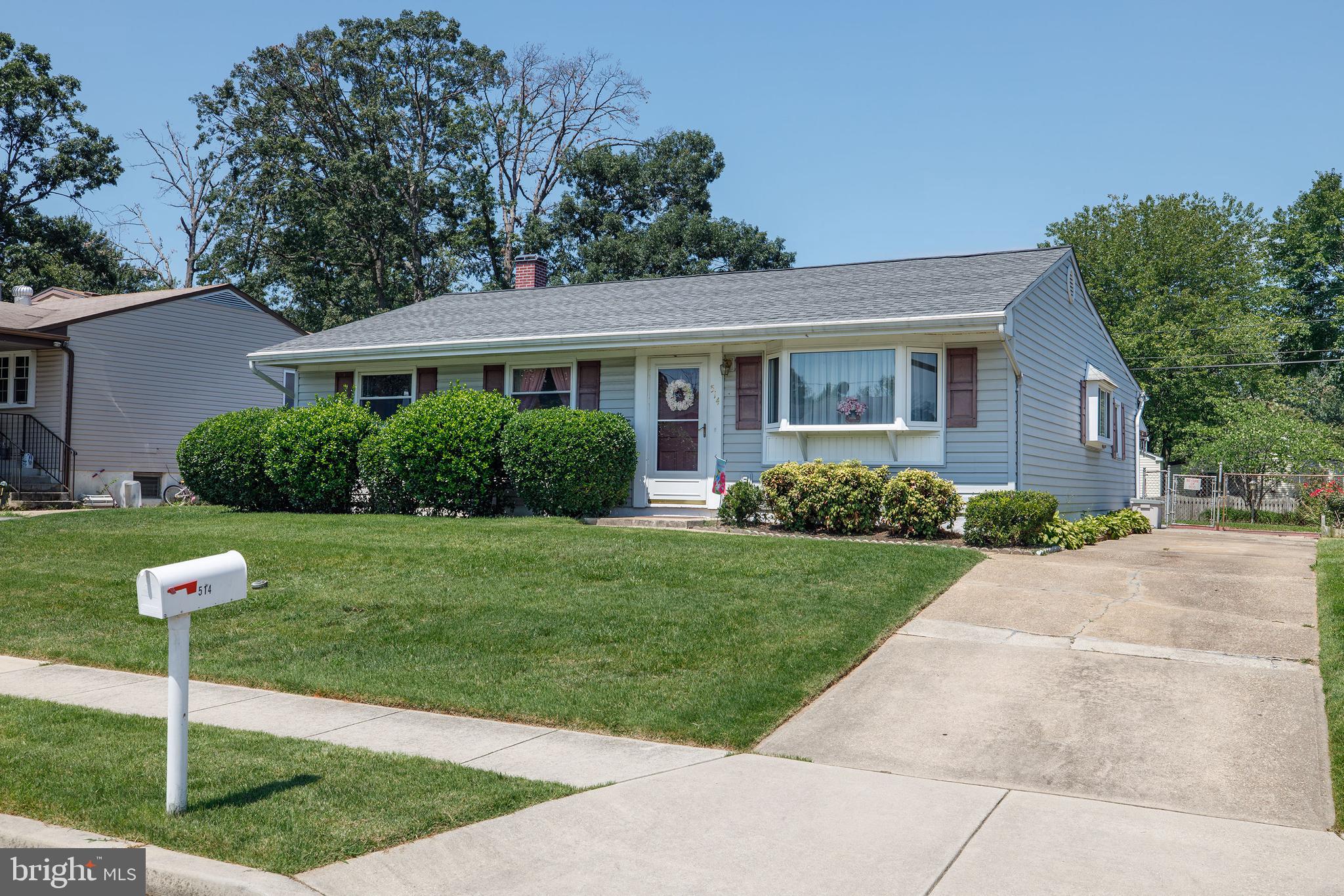 OAKWOOD MANOR - Residential