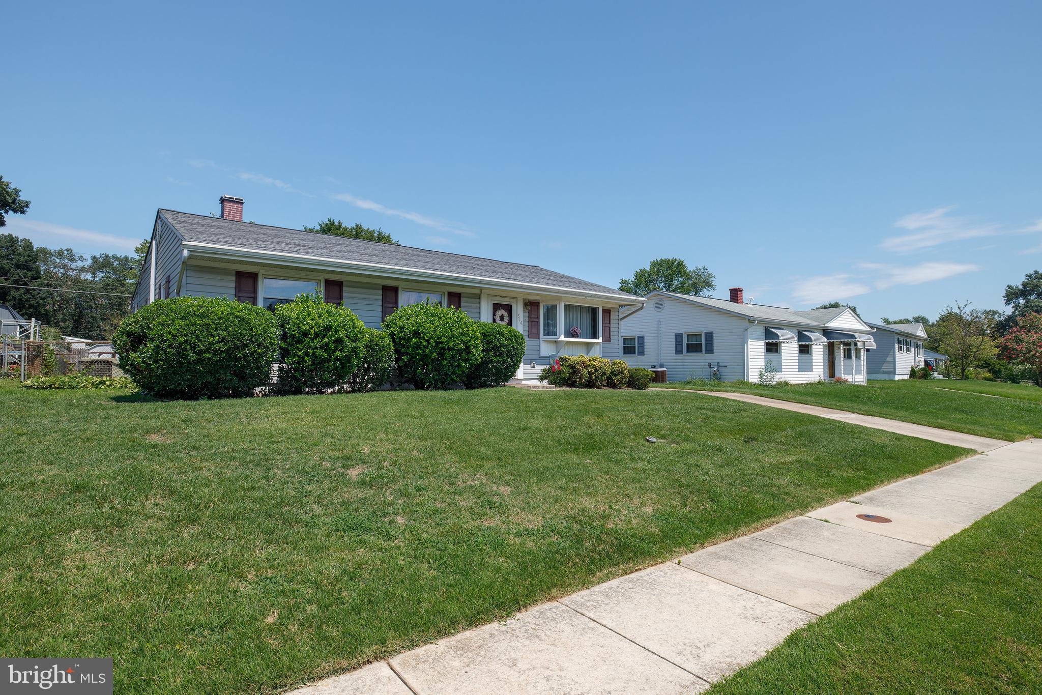 OAKWOOD MANOR - Residential