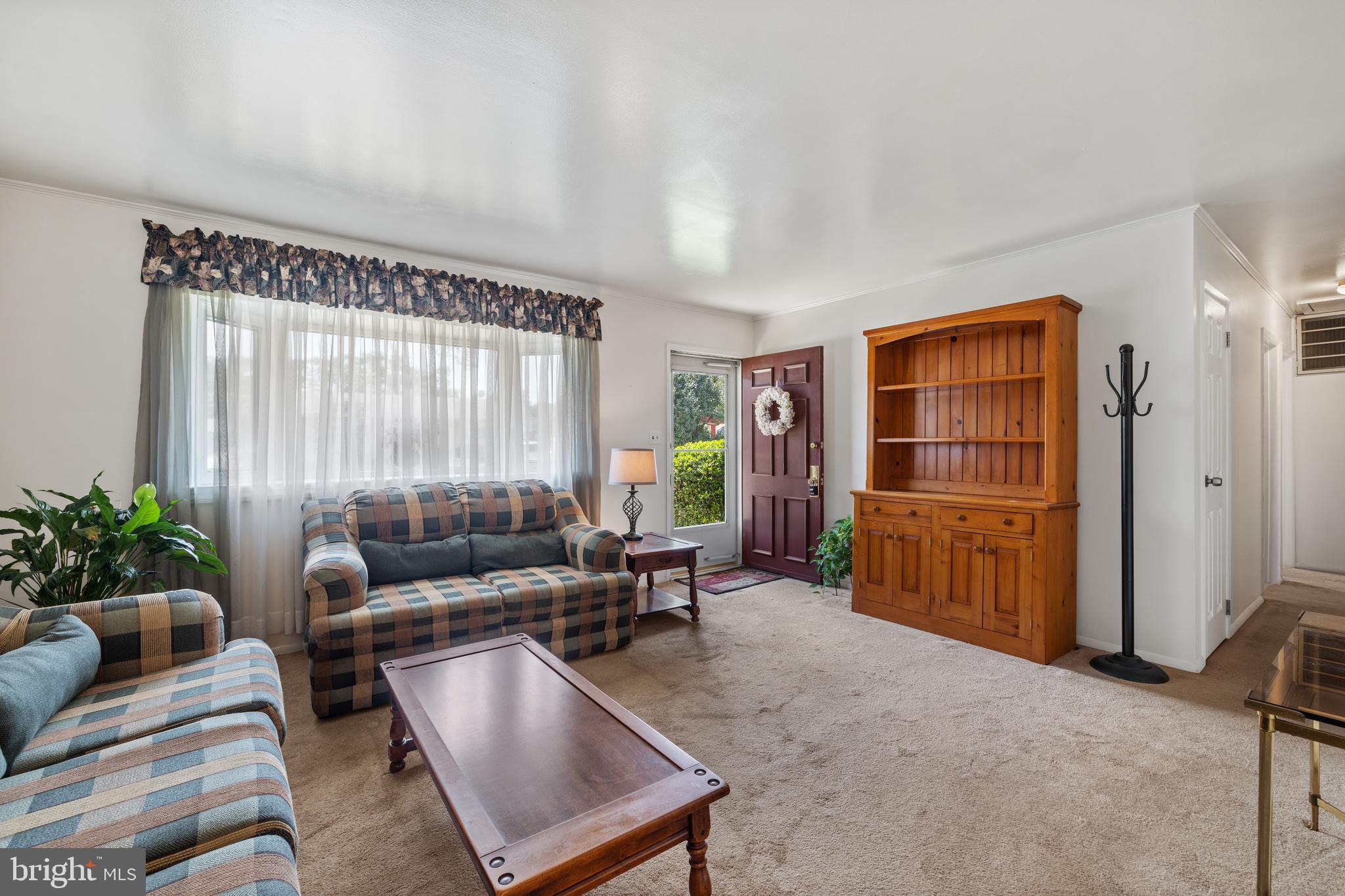 OAKWOOD MANOR - Residential