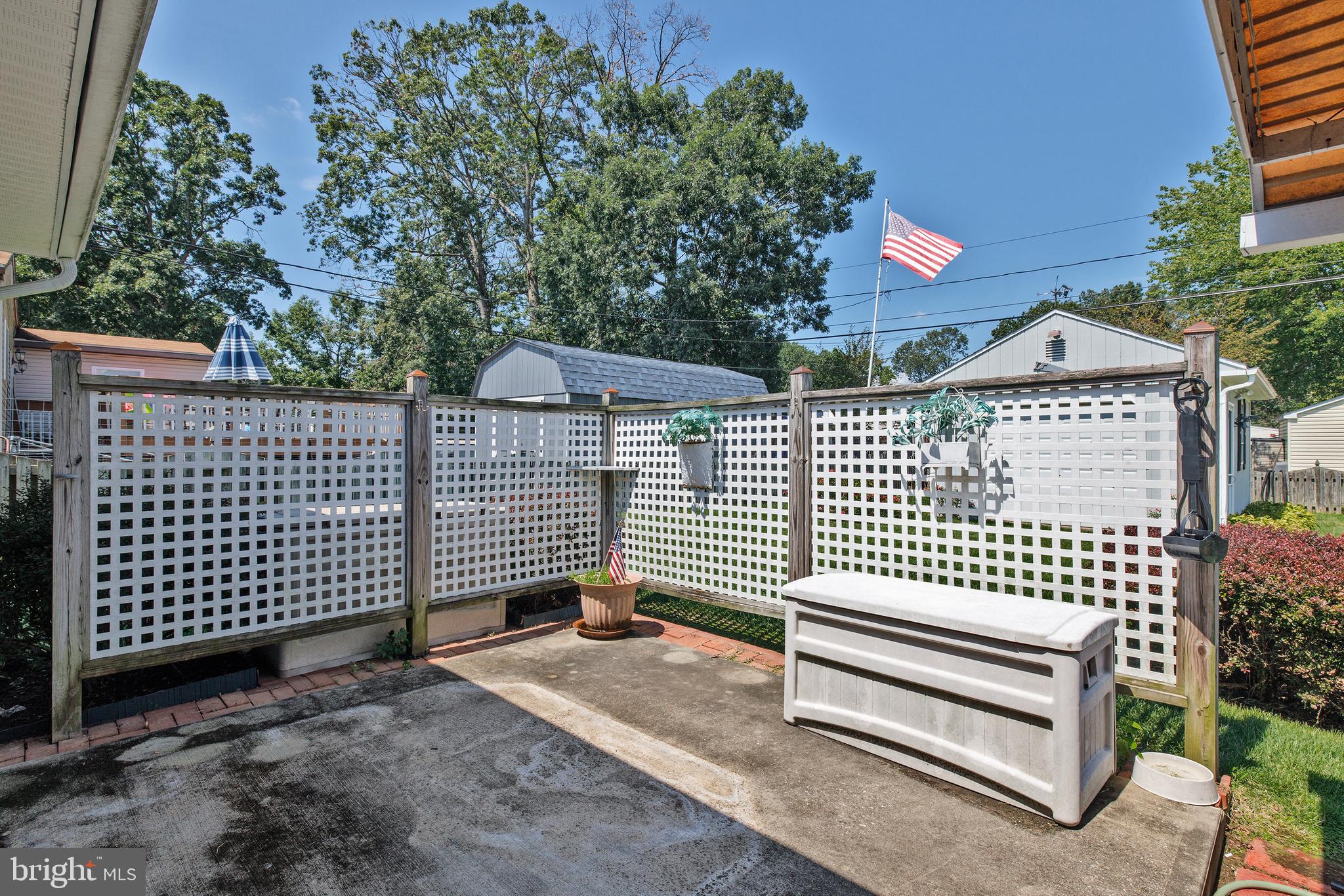 OAKWOOD MANOR - Residential