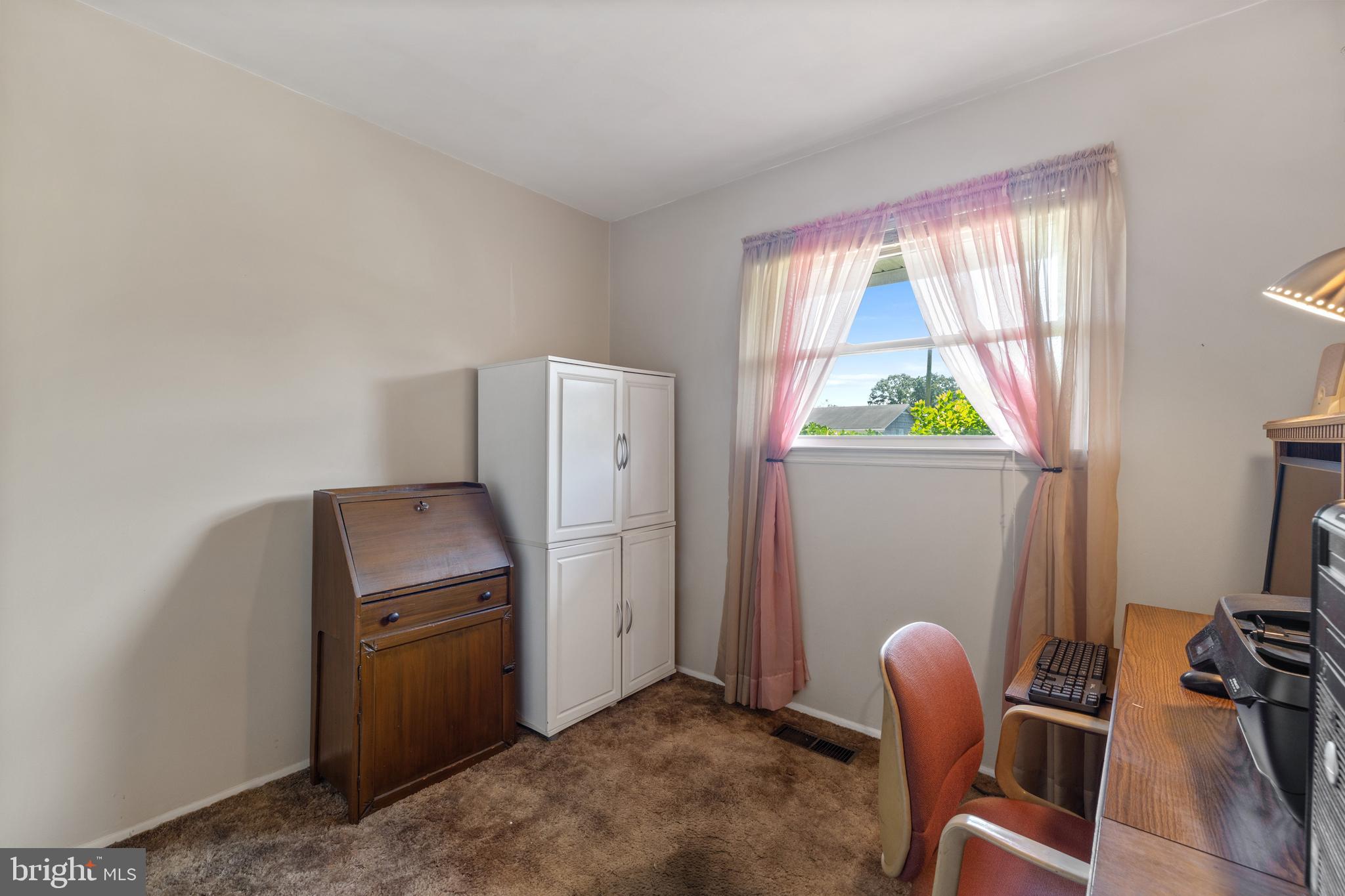 OAKWOOD MANOR - Residential