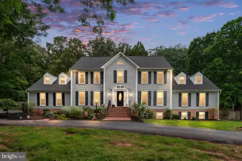 10080 Greenwich Wood Drive, Nokesville, VA MLS: VAPW2120526